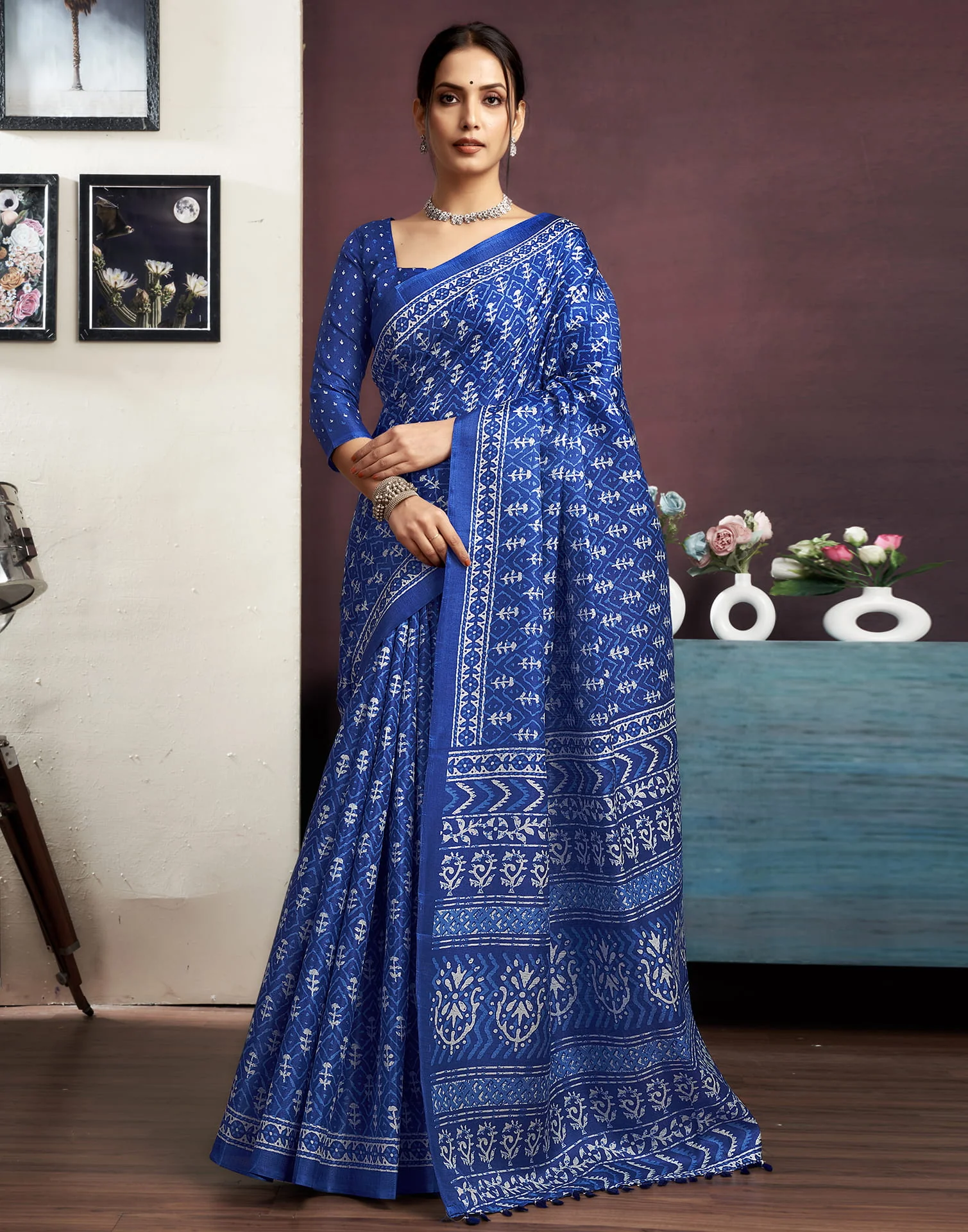 Indigo Cotton Blend Printed Saree - Image 6