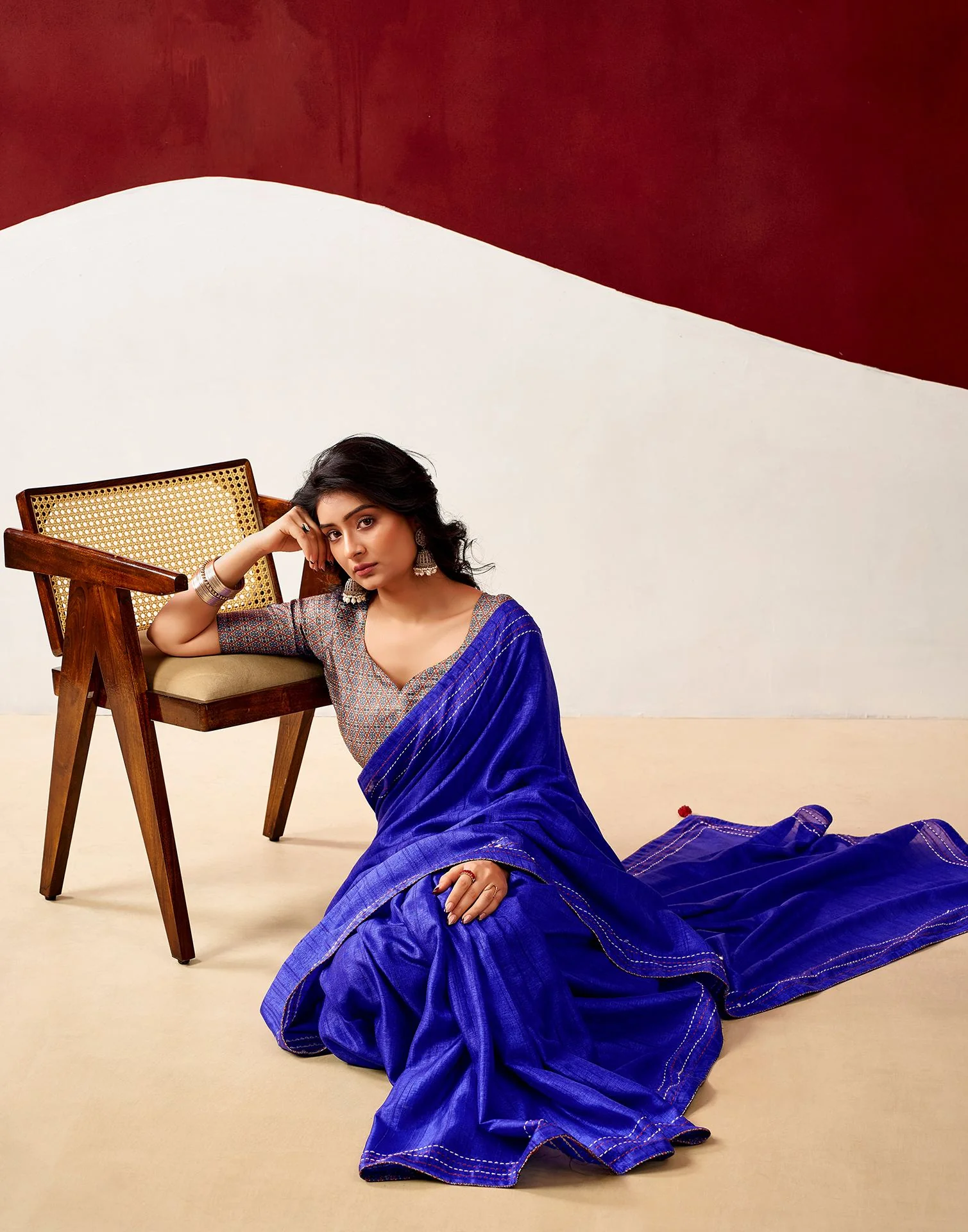 Dark Blue Silk Embroidery Saree - Image 5