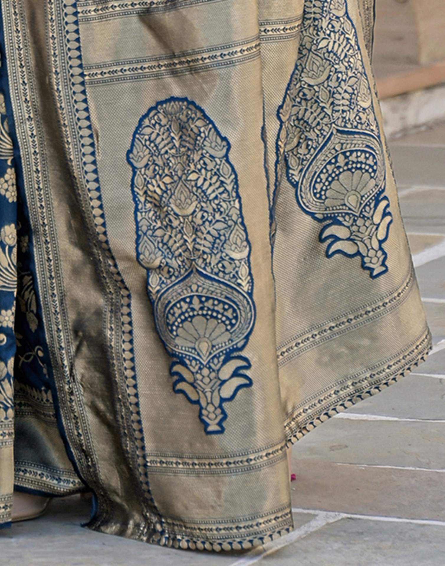 Dark Blue Silk Woven Banarasi Saree - Image 10