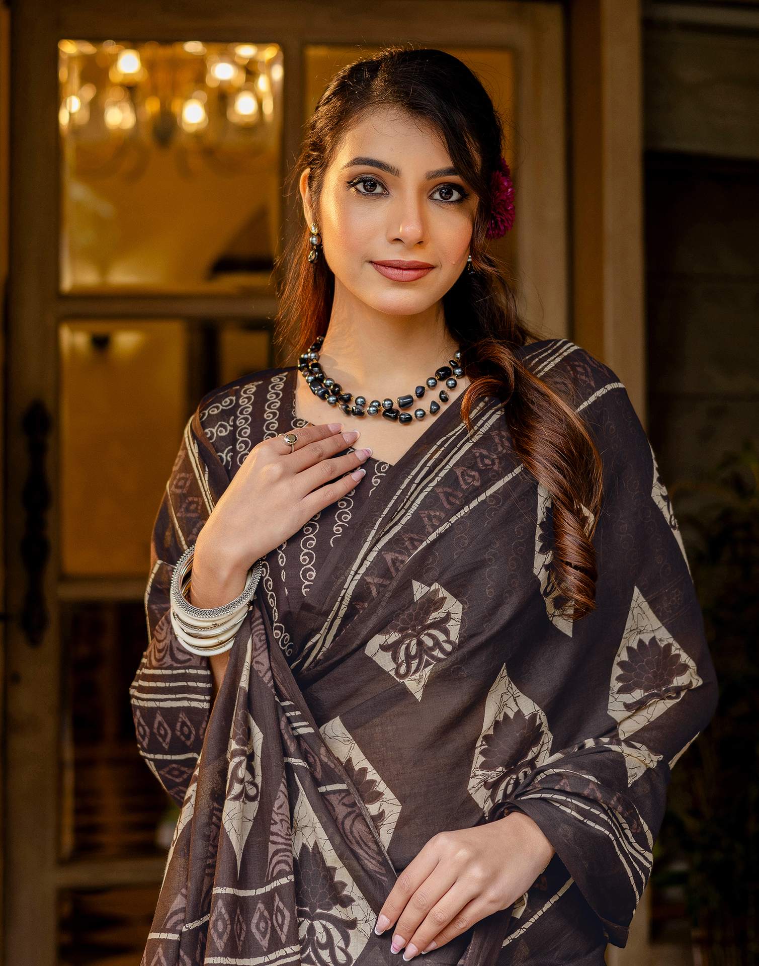Dark Brown Cotton Printed Saree - Image 12