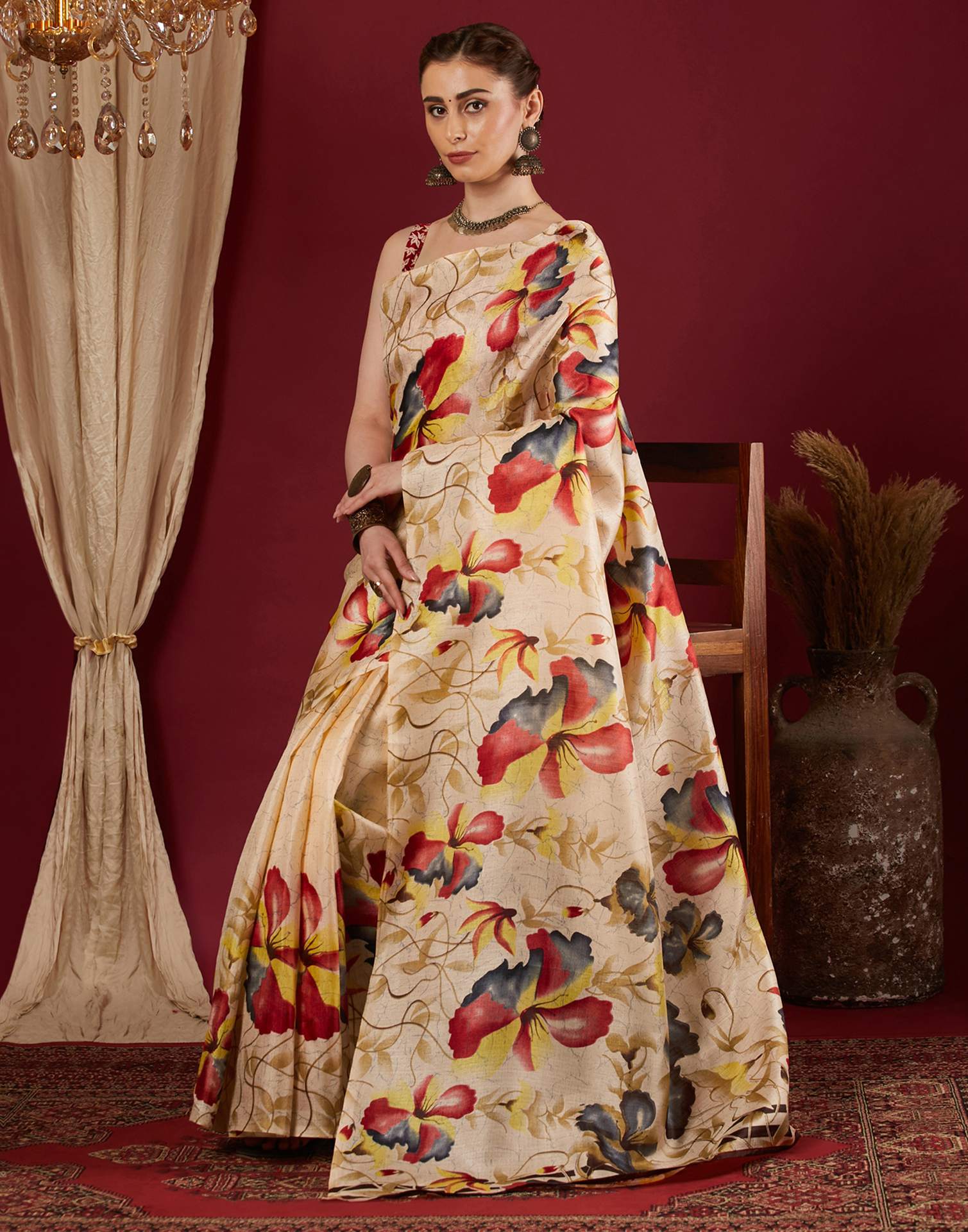 Dark Cream Cotton Blend Floral Printed Saree - Image 4