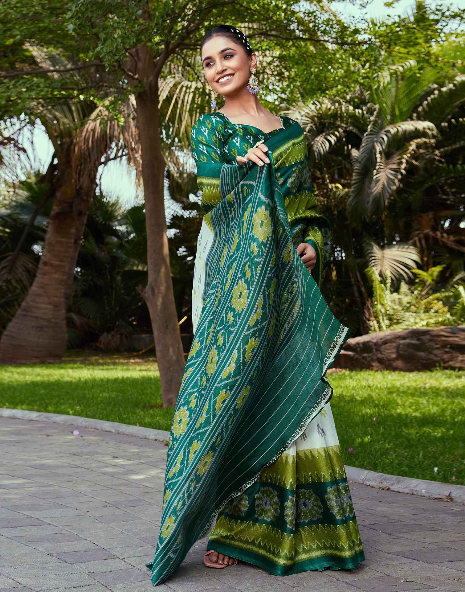Dark Green Cotton Blend Ikkat Printed Saree - Image 7