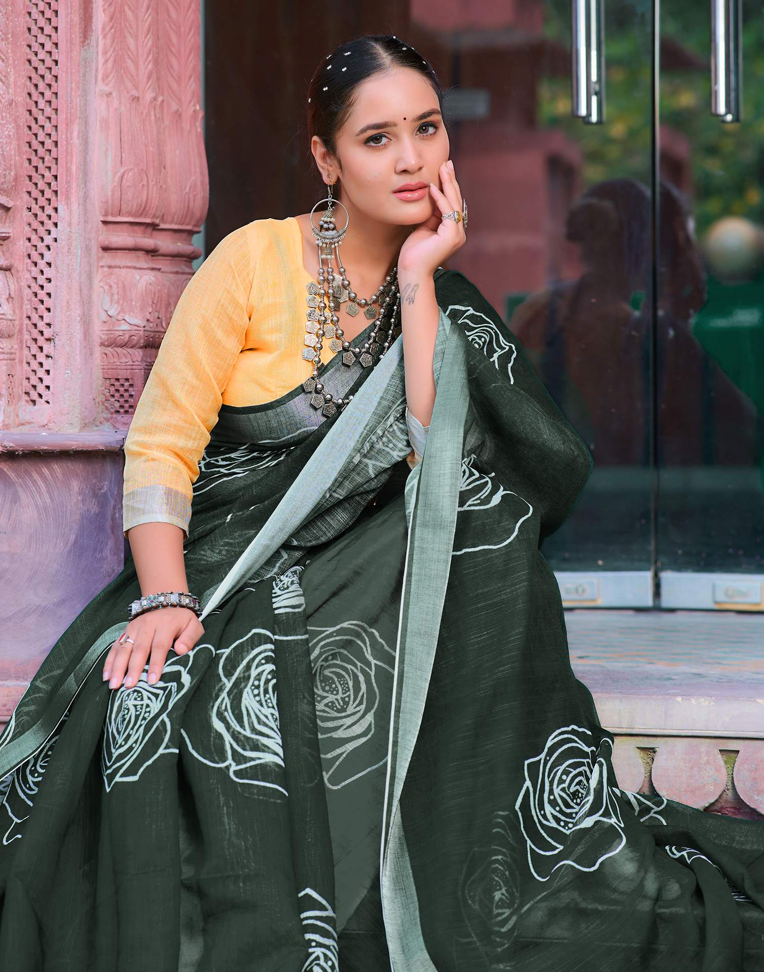 Dark Green Cotton Linen Printed Saree - Image 2