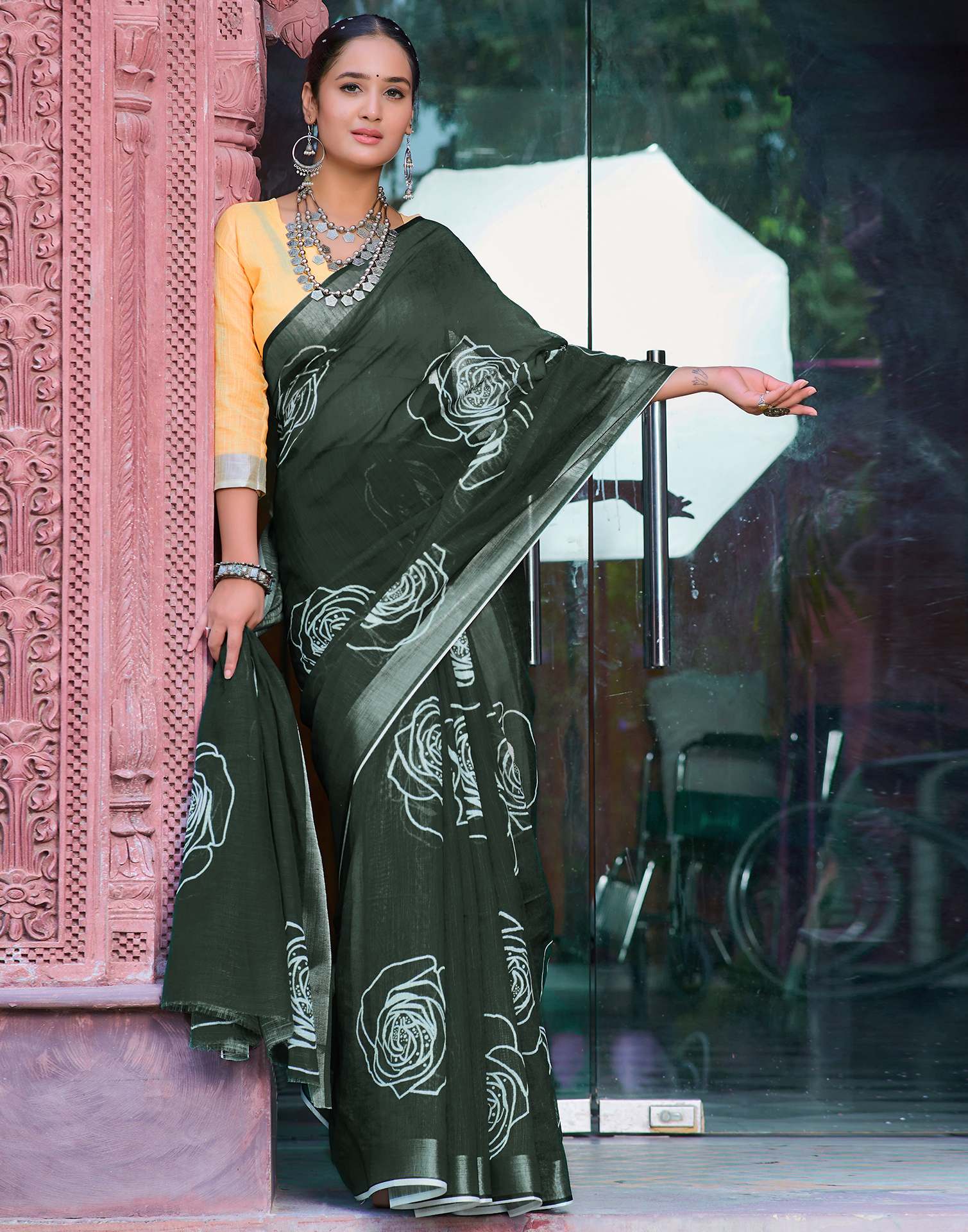 Dark Green Cotton Linen Printed Saree - Image 5