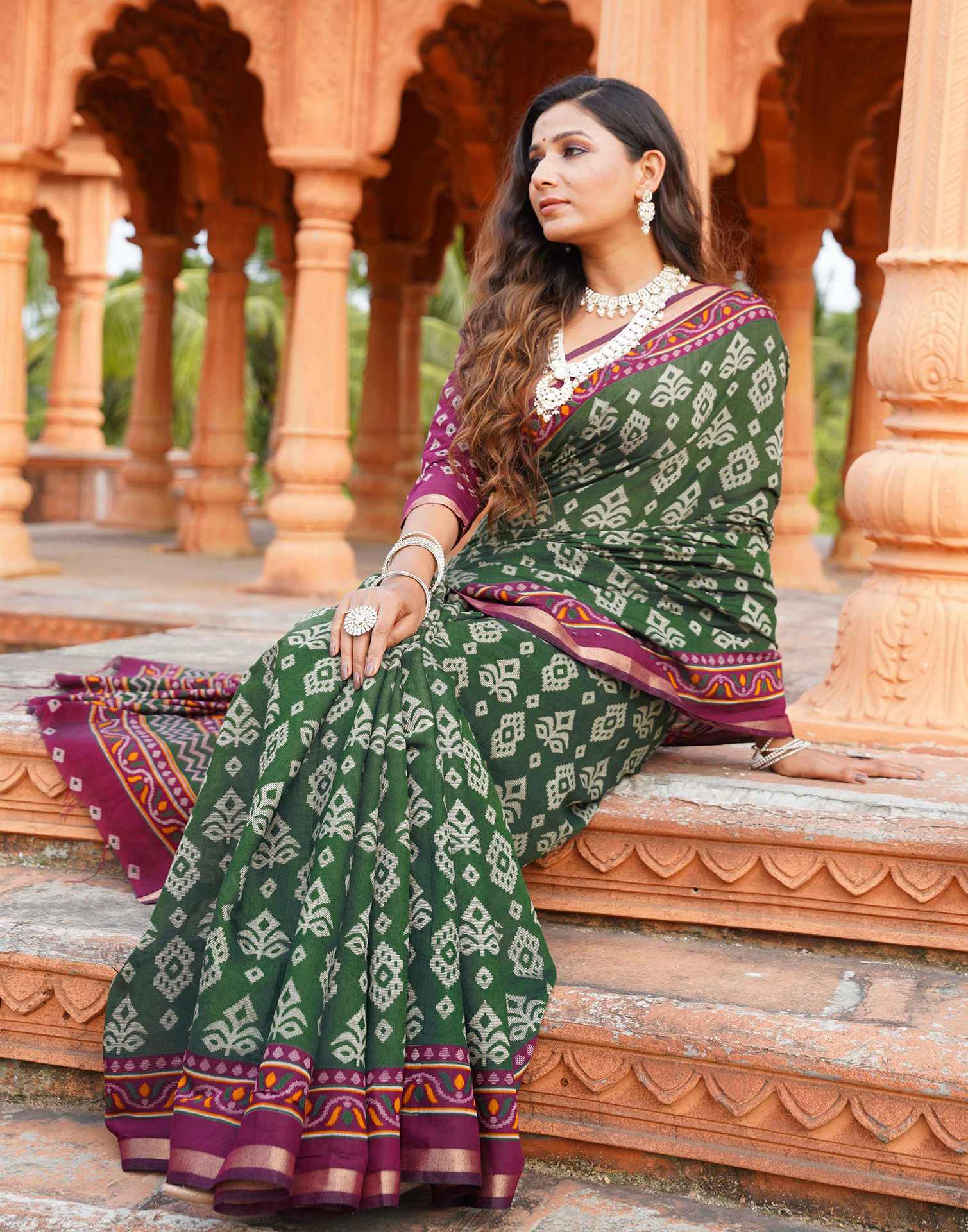 Dark Green Cotton Printed Patola Saree - Image 5