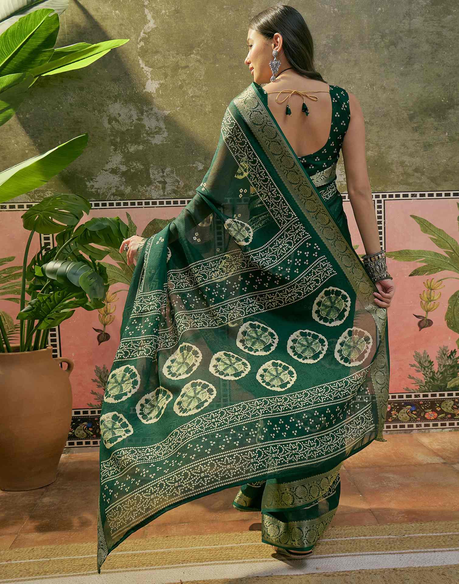 Dark Green Georgette Bandhani Printed Saree - Image 6