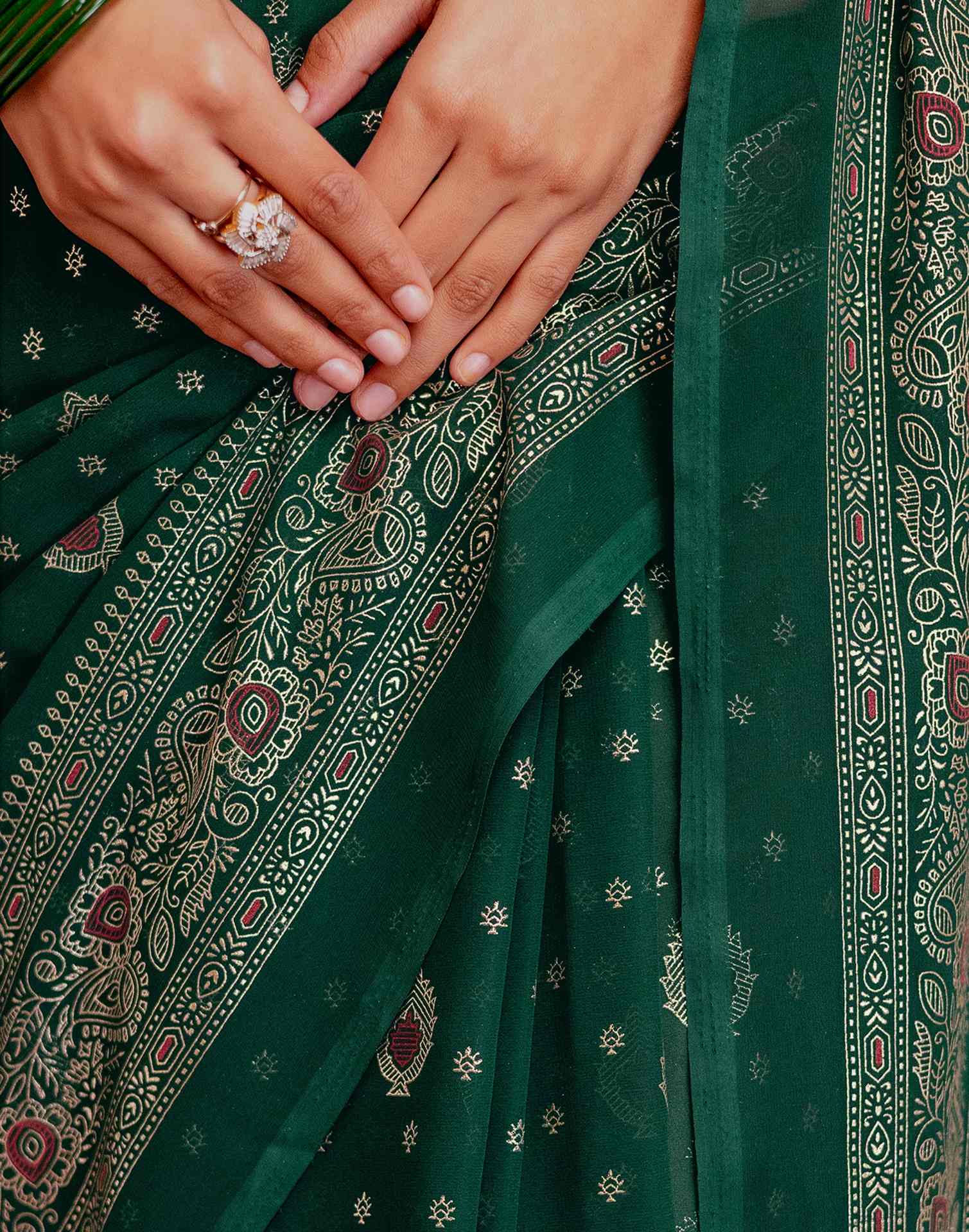 Dark Green Georgette Foil Printed Saree - Image 11