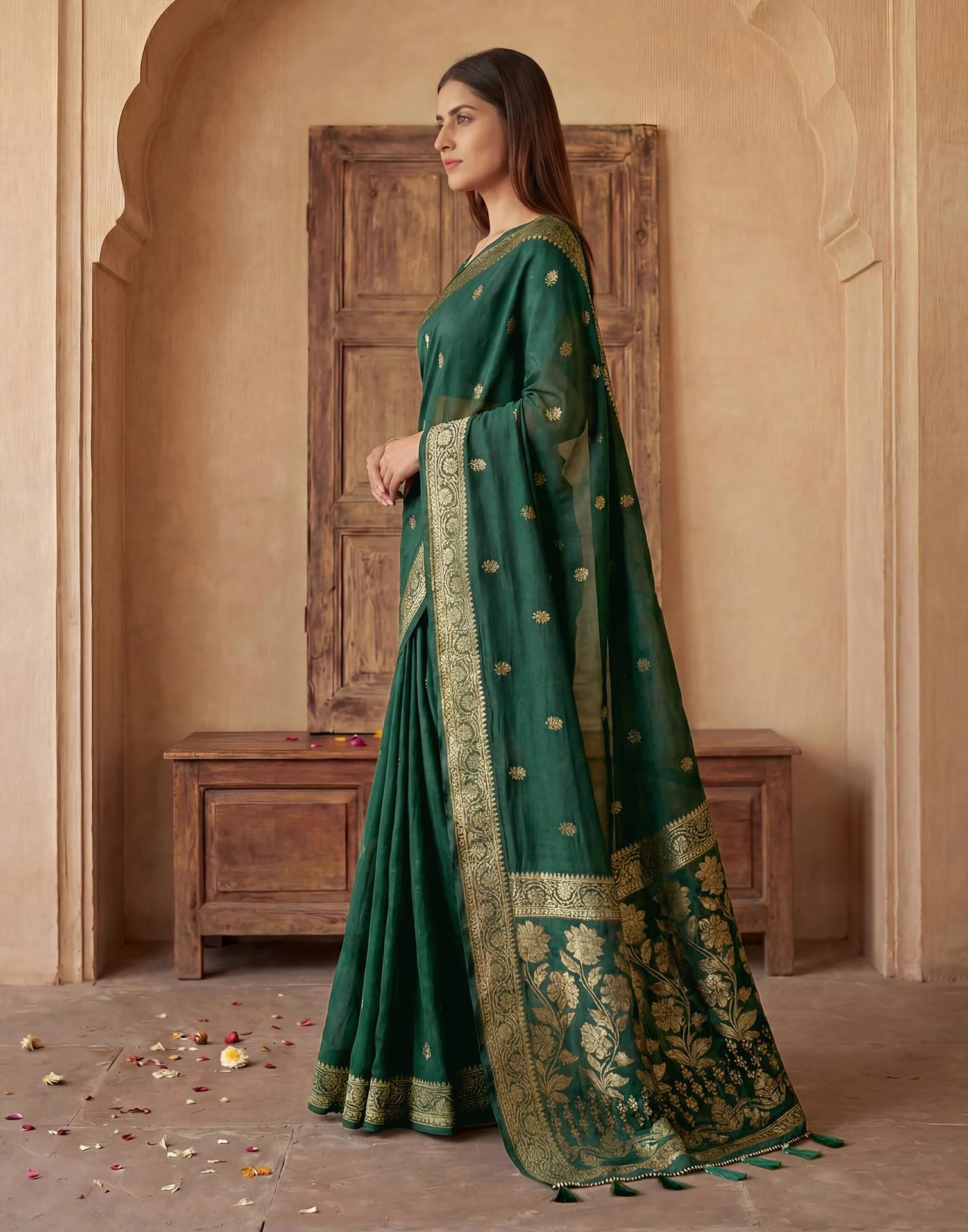Dark Green Georgette Foil Printed Saree - Image 5