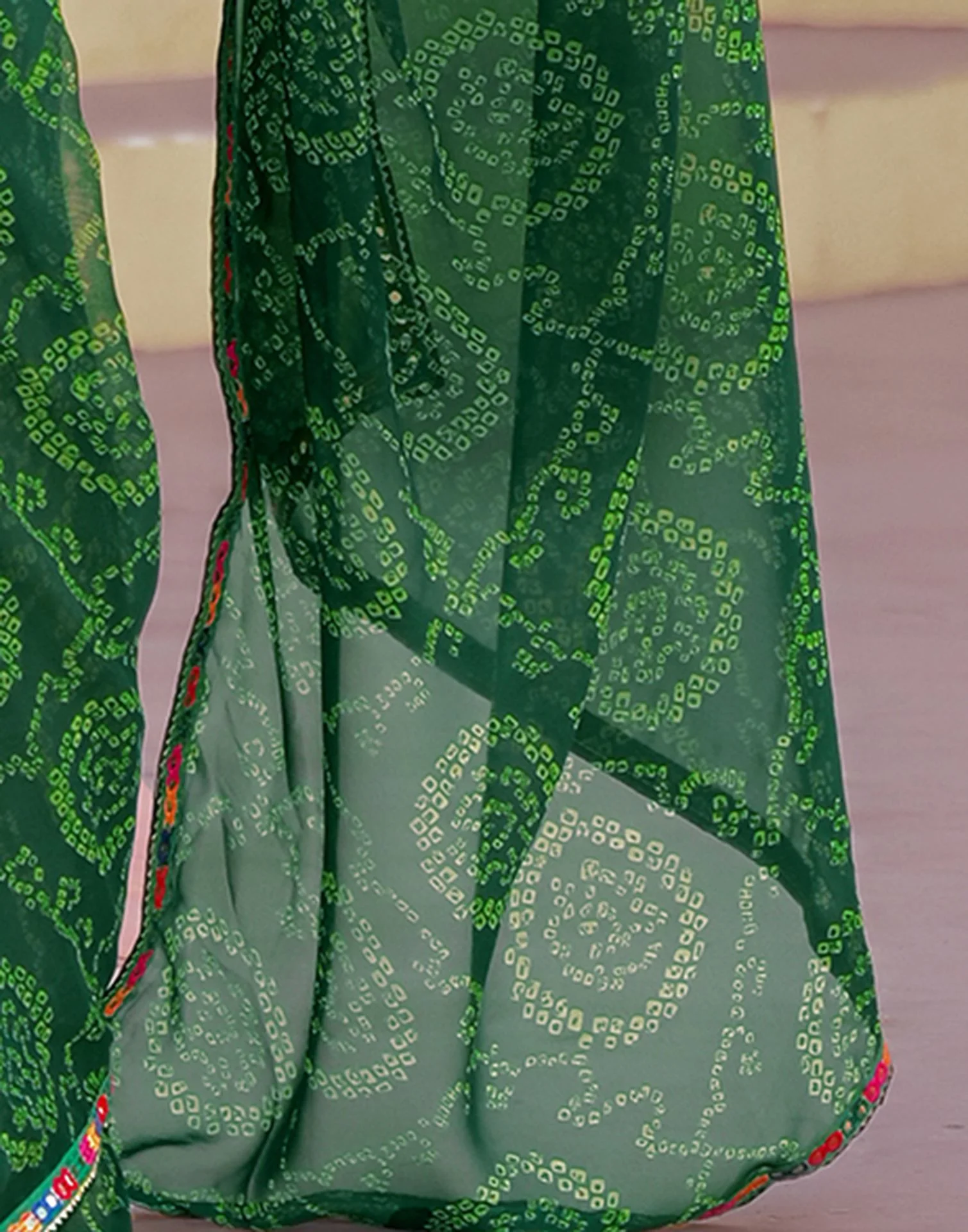 Dark Green Georgette Printed Bandhani Saree - Image 10