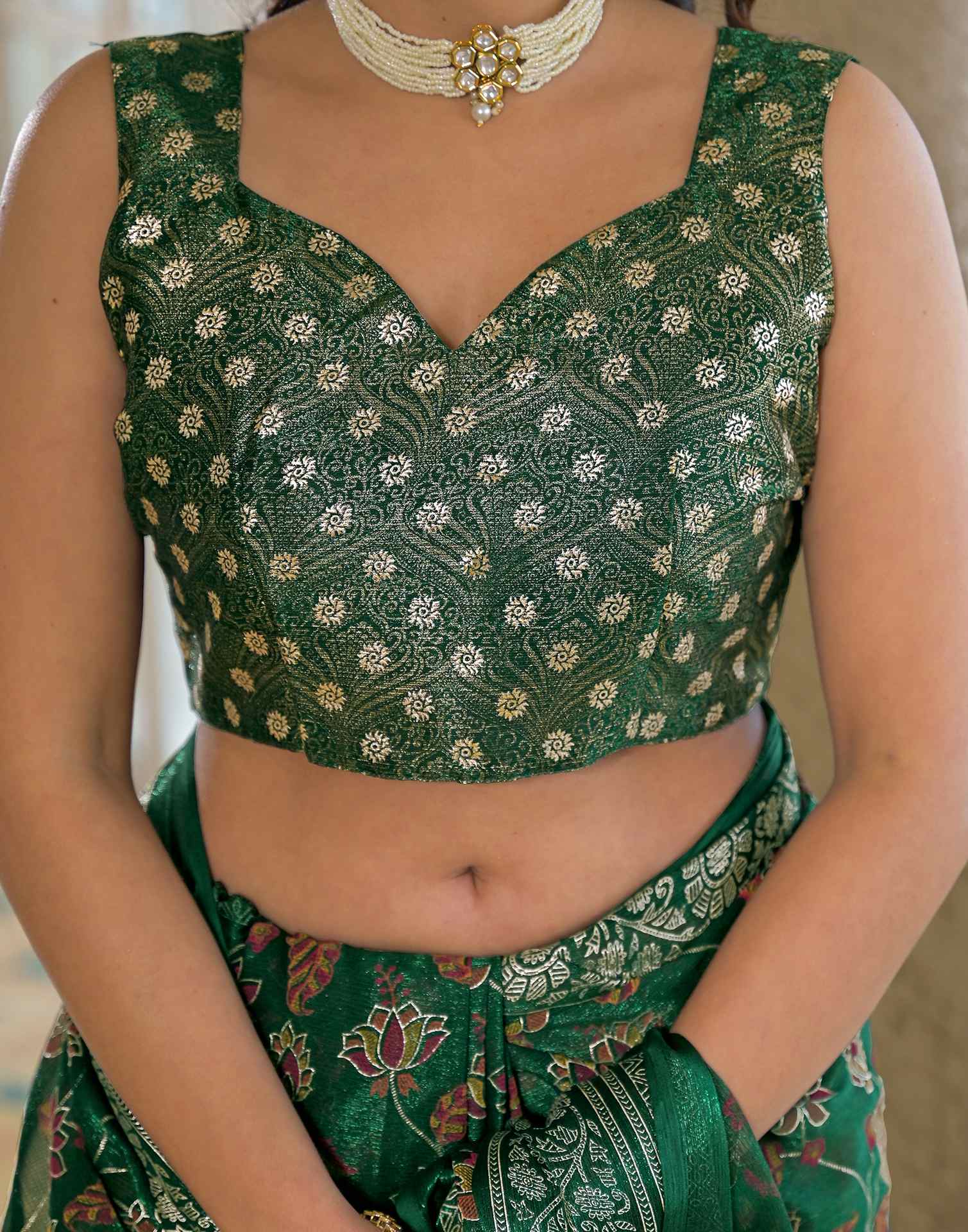 Dark Green Shimmer Chiffon Foil Printed Saree - Image 11