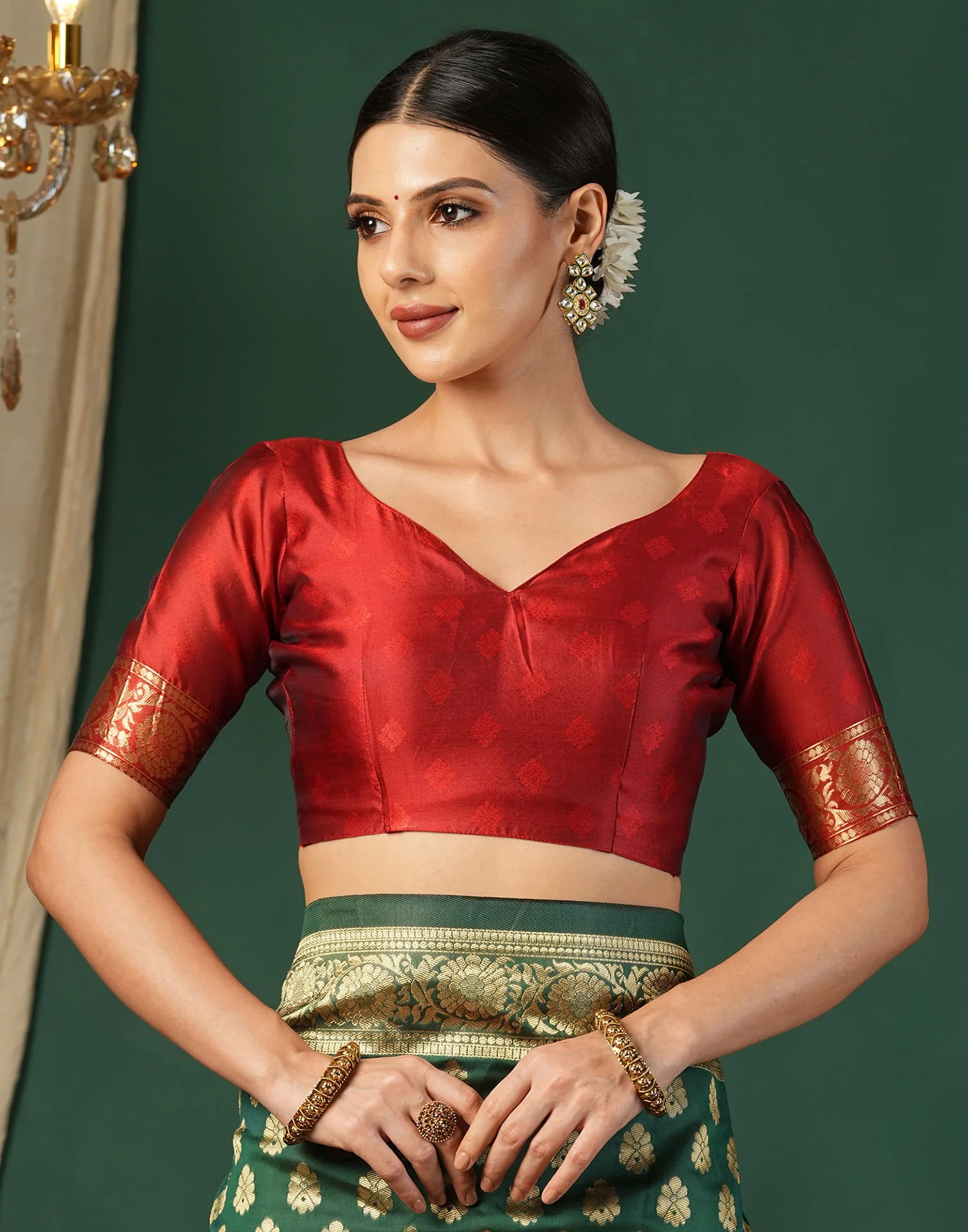 Green Silk Blend Woven Banarasi Saree - Image 6