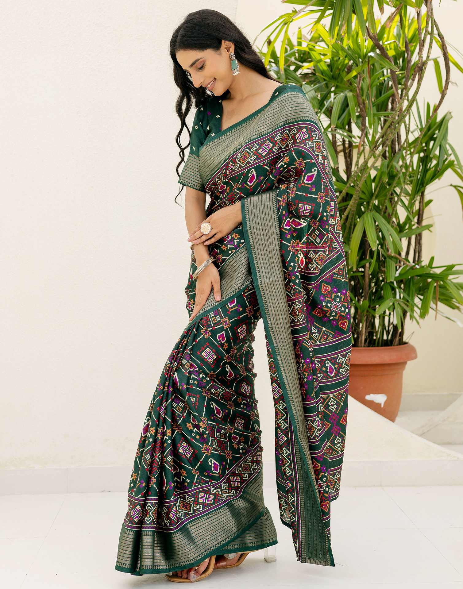 Dark Green Silk Printed Patola Saree - Image 5