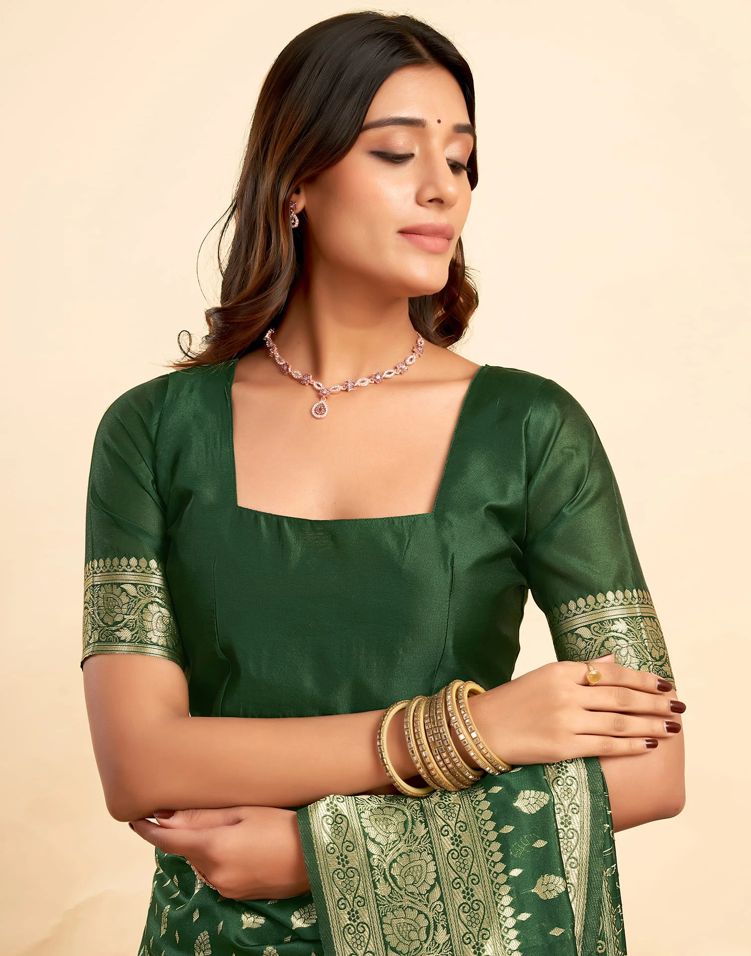 Dark Green Silk Woven Banarasi Saree - Image 7