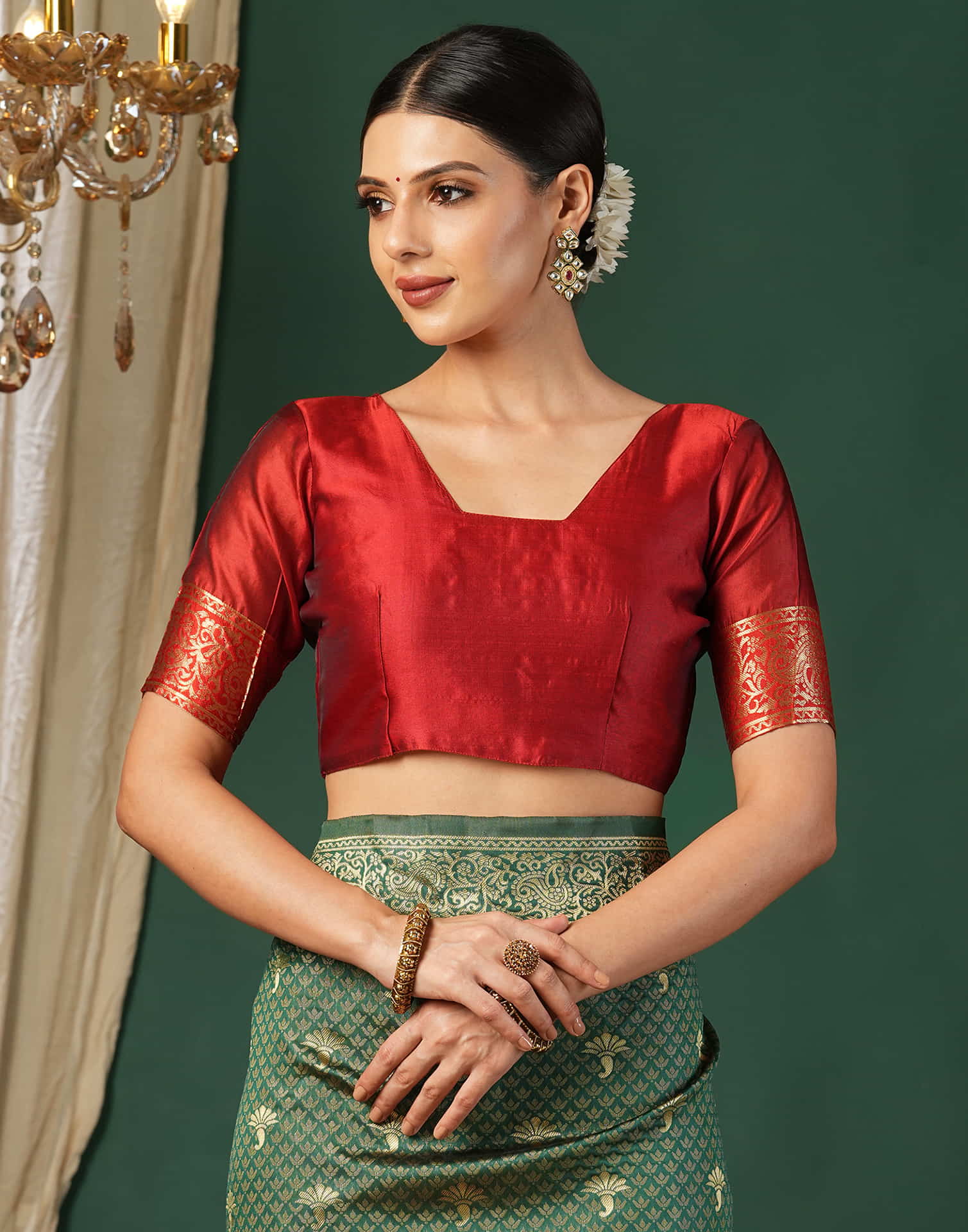 Green Silk Woven Banarasi Saree - Image 6
