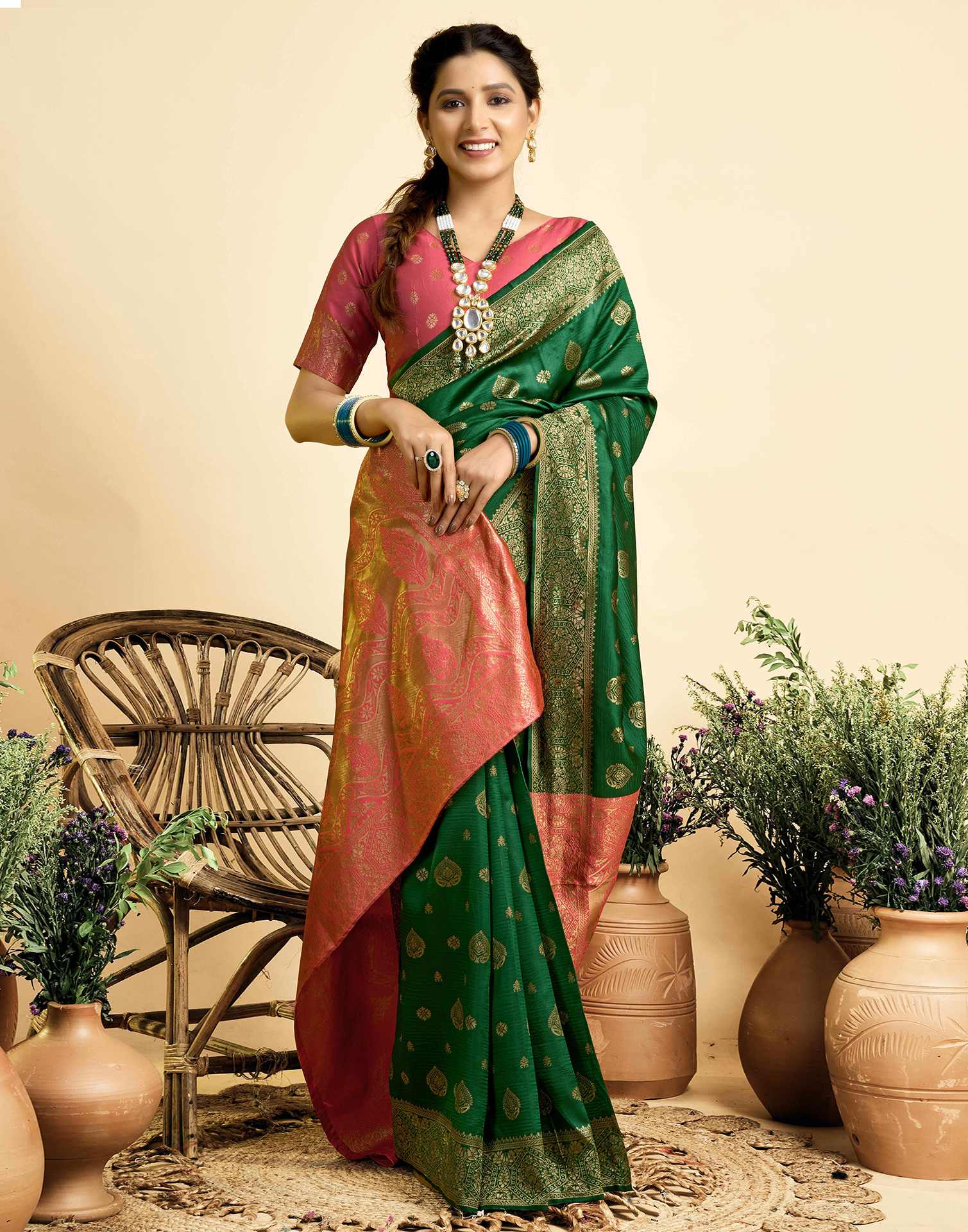 Dark Green Silk Woven Banarasi Saree - Image 5