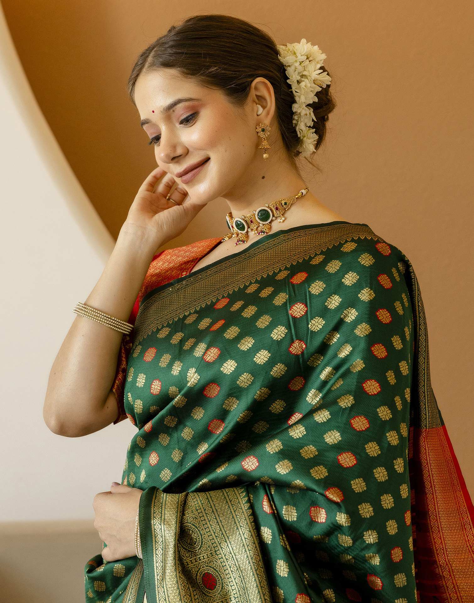 Dark Green Silk Woven Banarasi Saree - Image 2