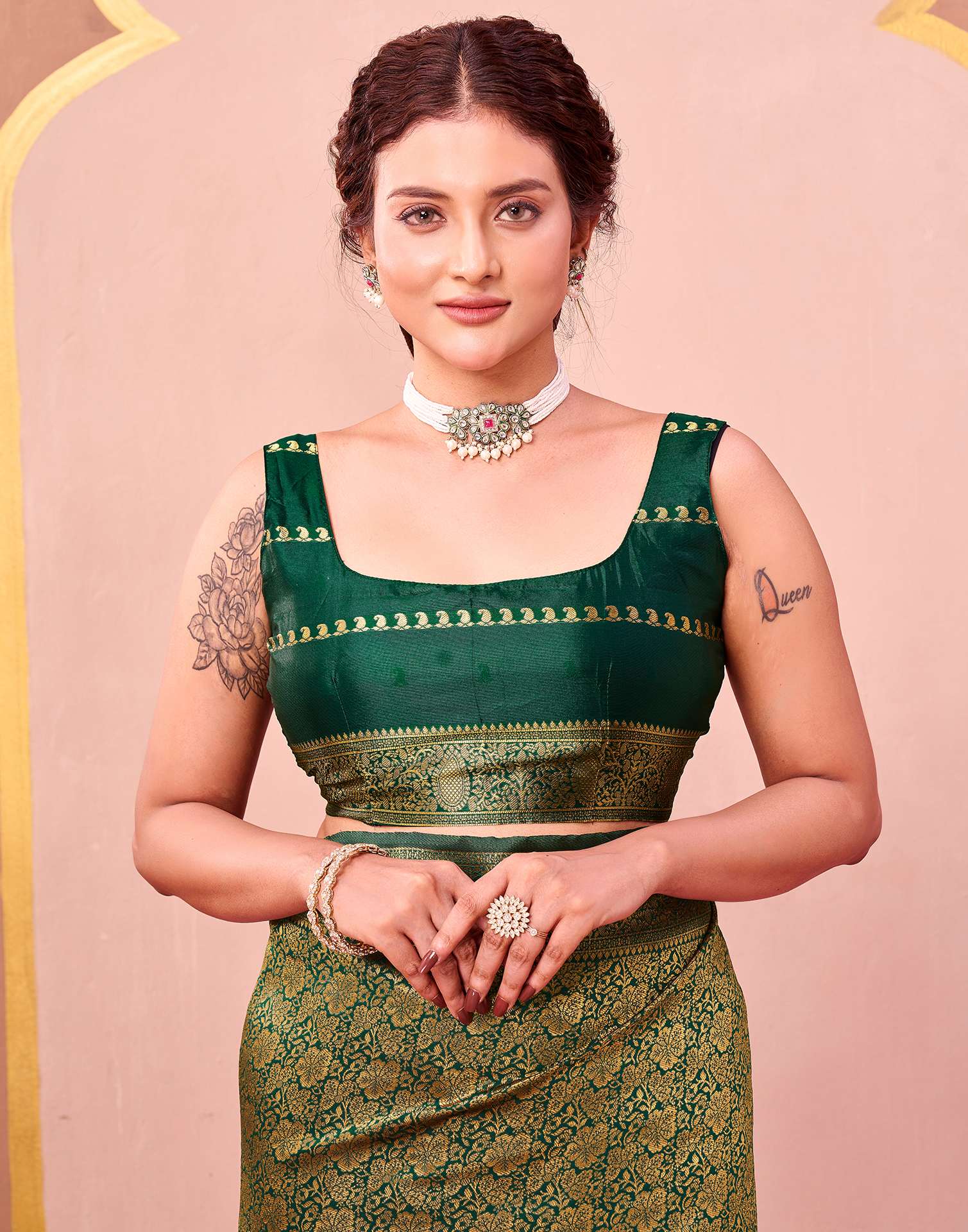 Dark Green Silk Woven Banarasi Saree - Image 7