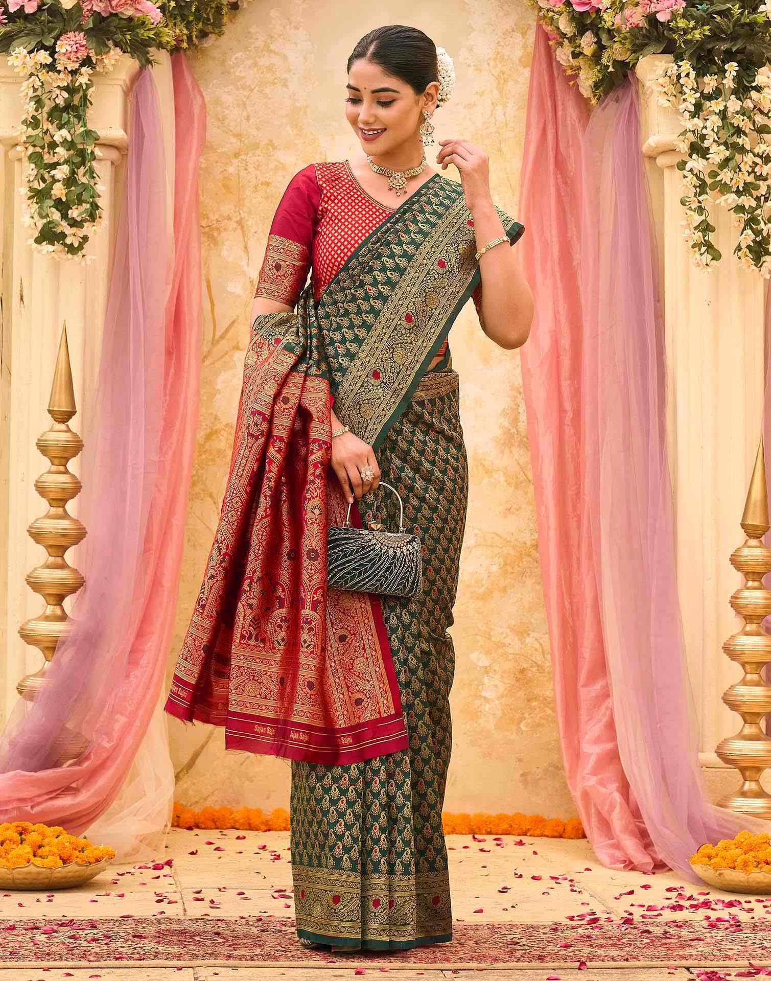 Dark Green Silk Woven Banarasi Saree - Image 6