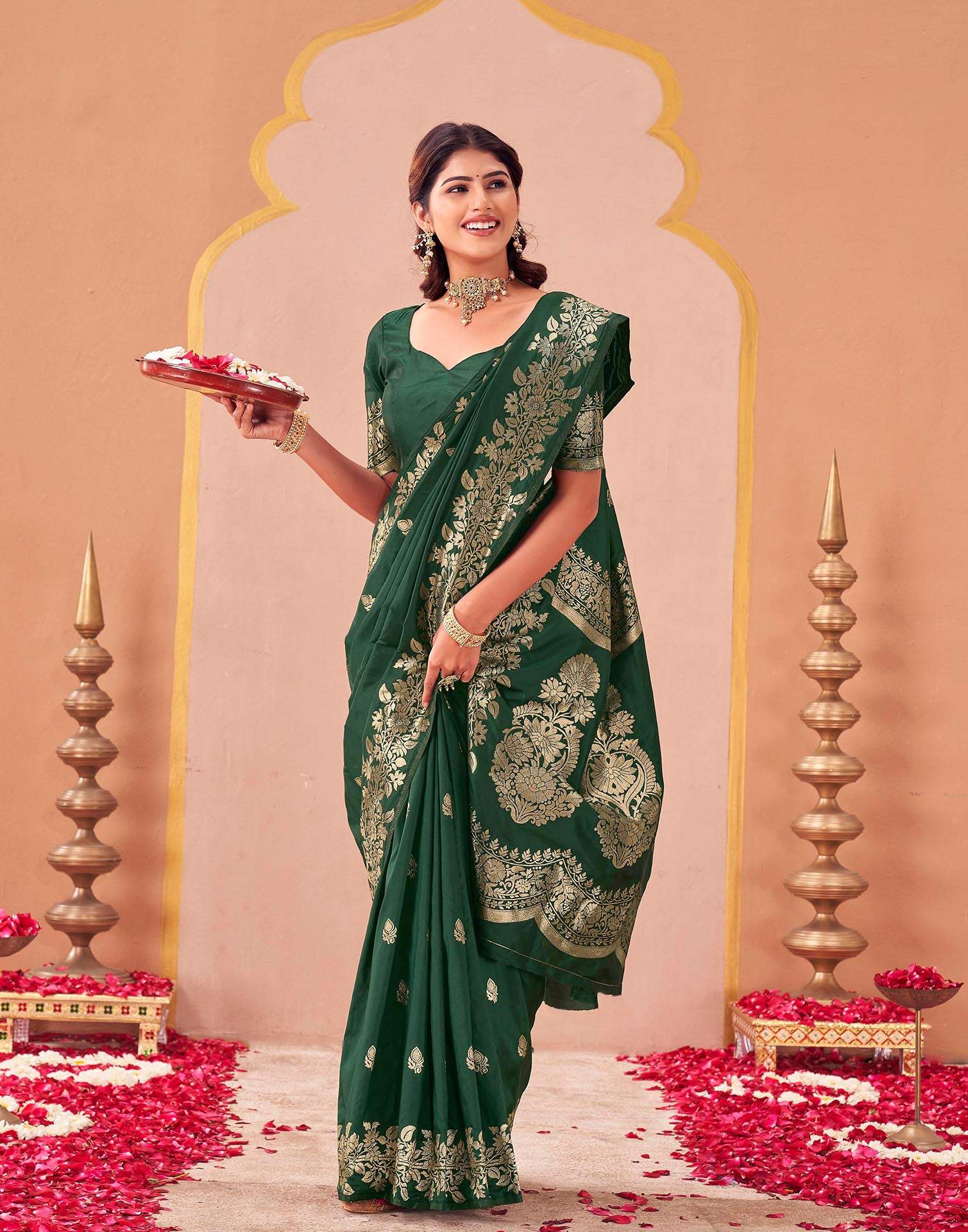 Dark Green Silk Woven Banarasi Saree - Image 5