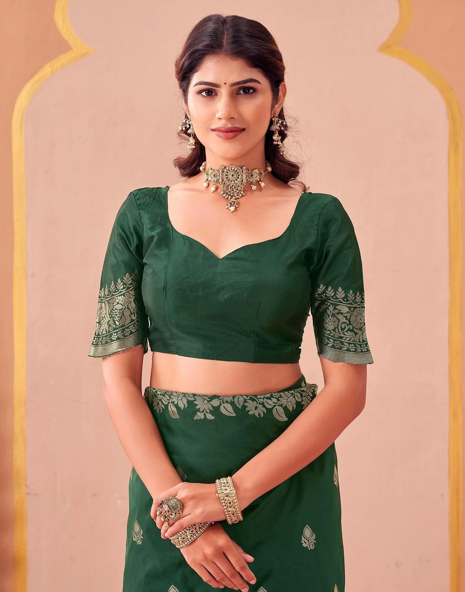 Dark Green Silk Woven Banarasi Saree - Image 7