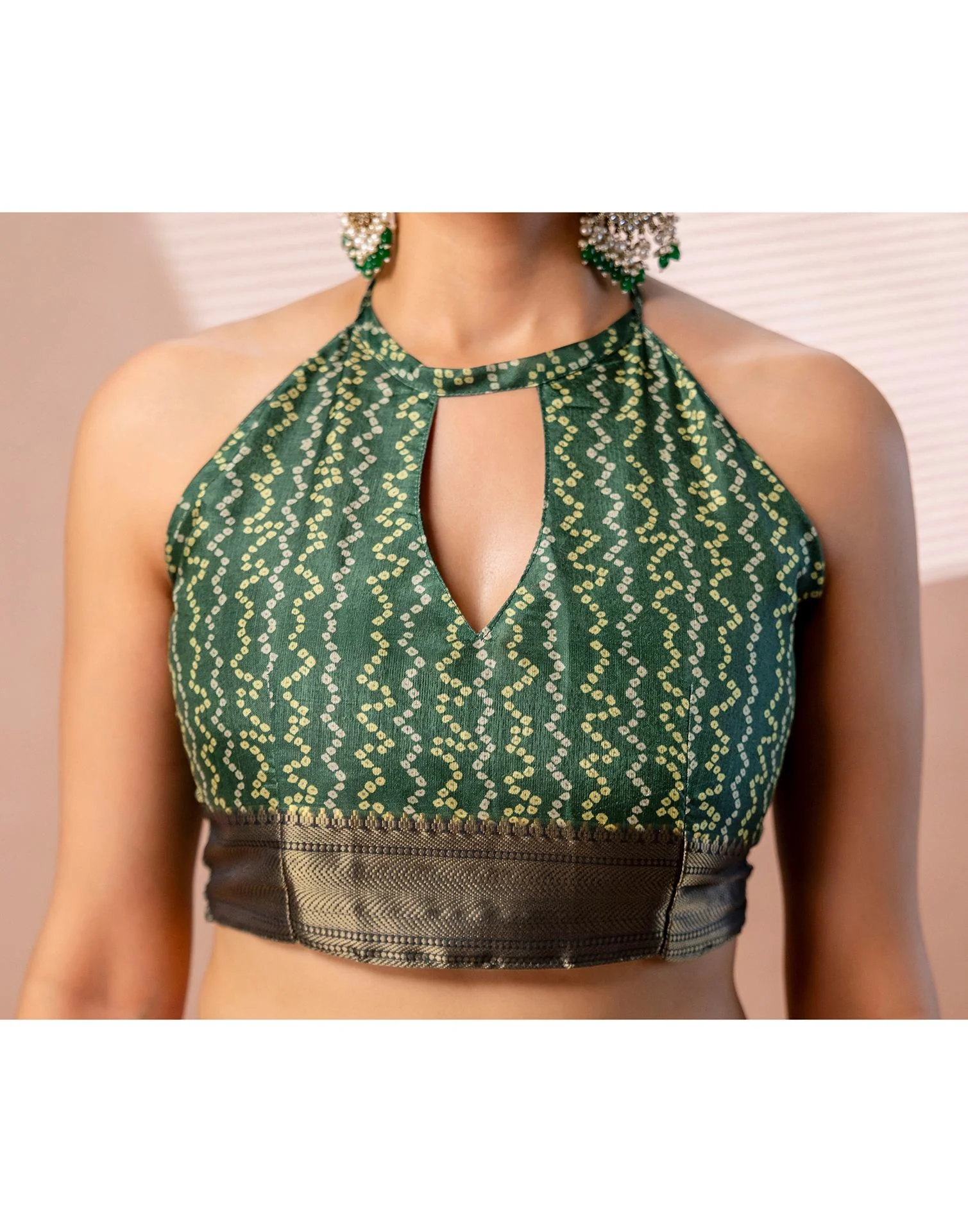Dark Green Silk Woven Border Kalamkari Saree - Image 11