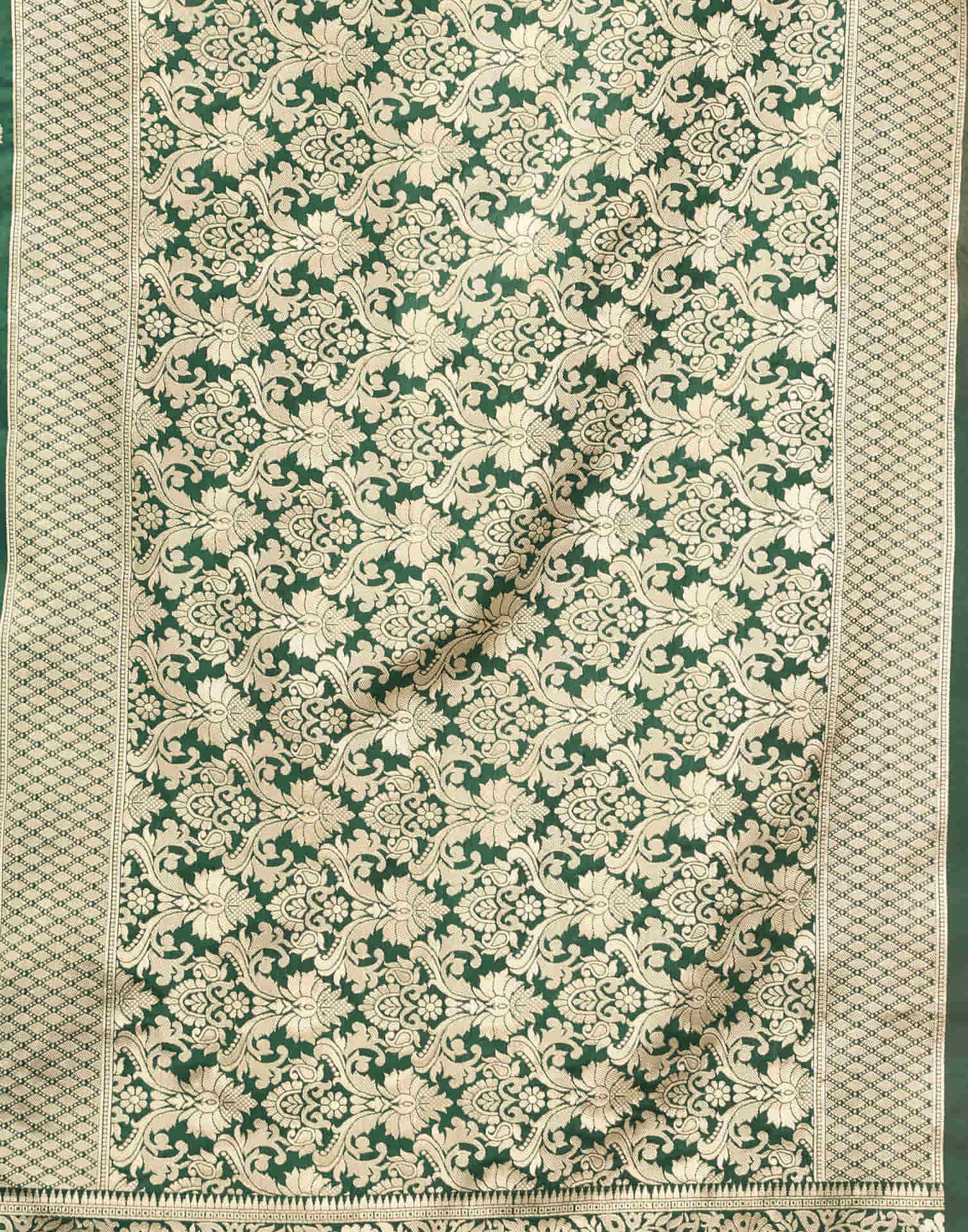 Dark Green Silk Woven Banarasi Saree - Image 8