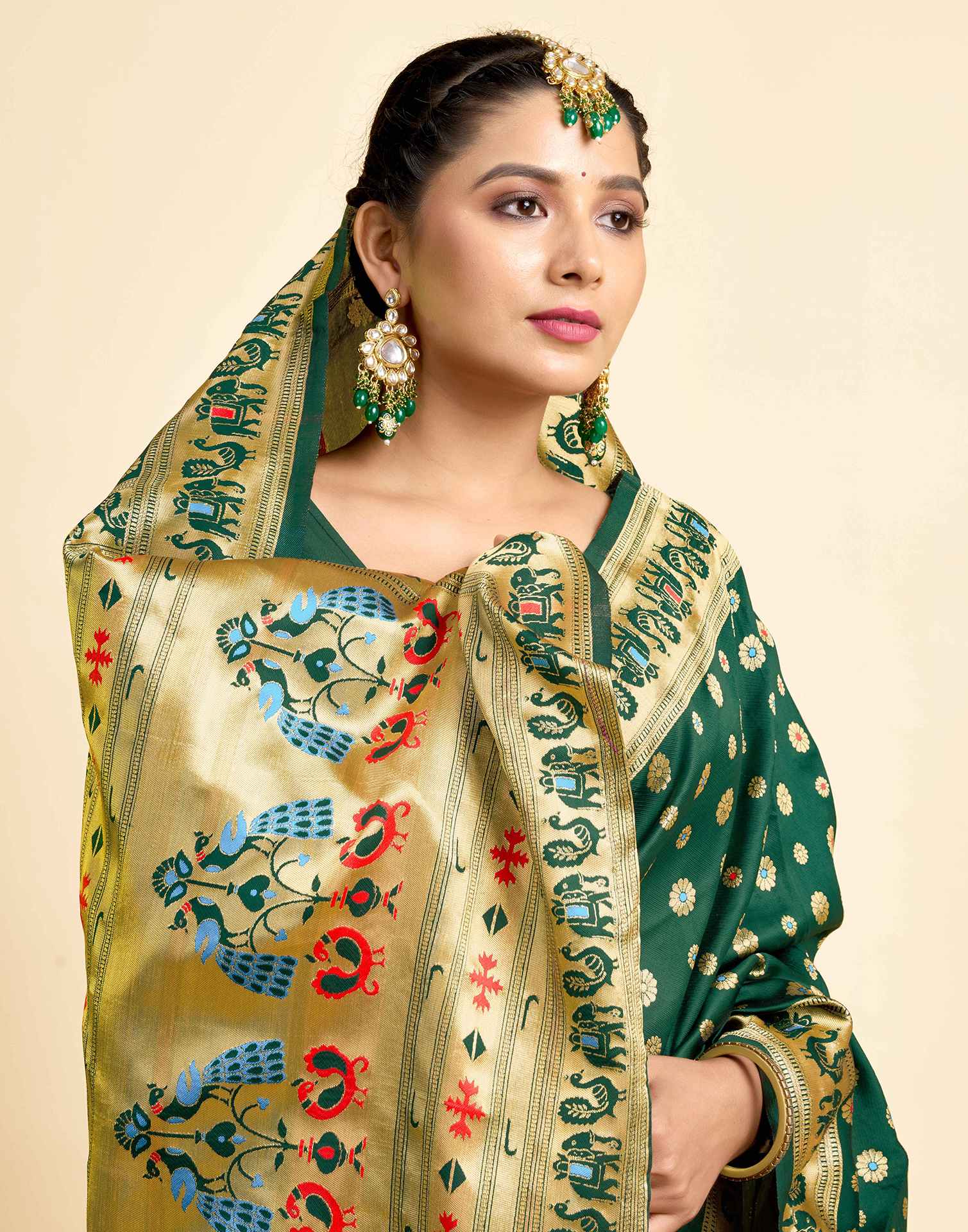 Dark Green Silk Woven Paithani Saree - Image 4