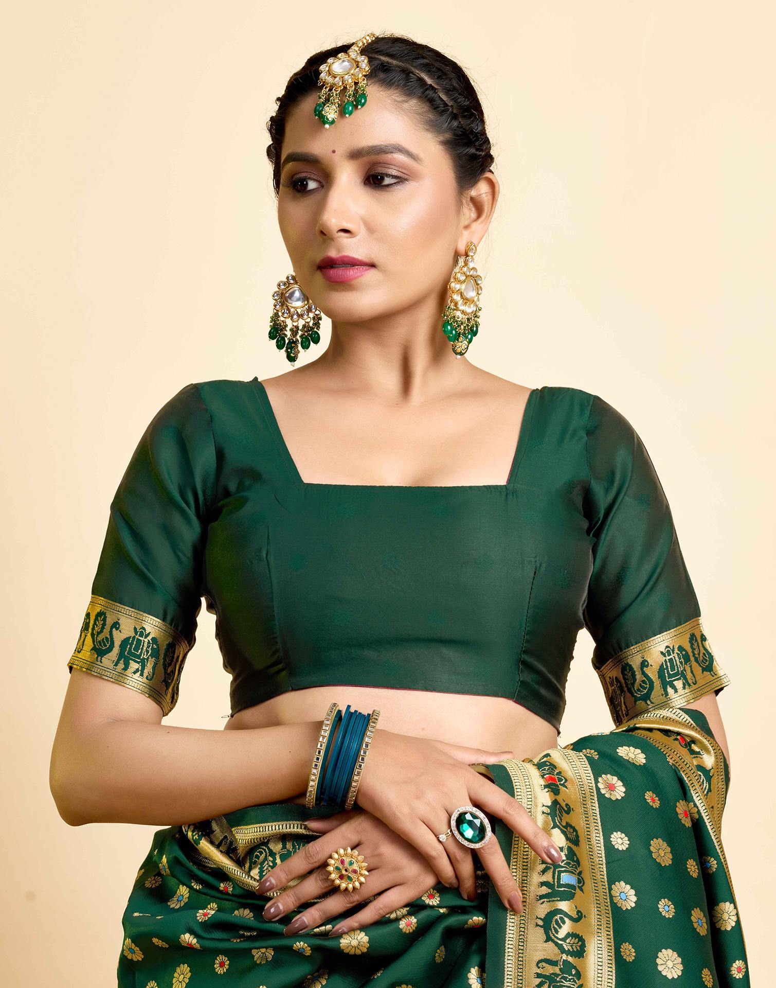Dark Green Silk Woven Paithani Saree - Image 9