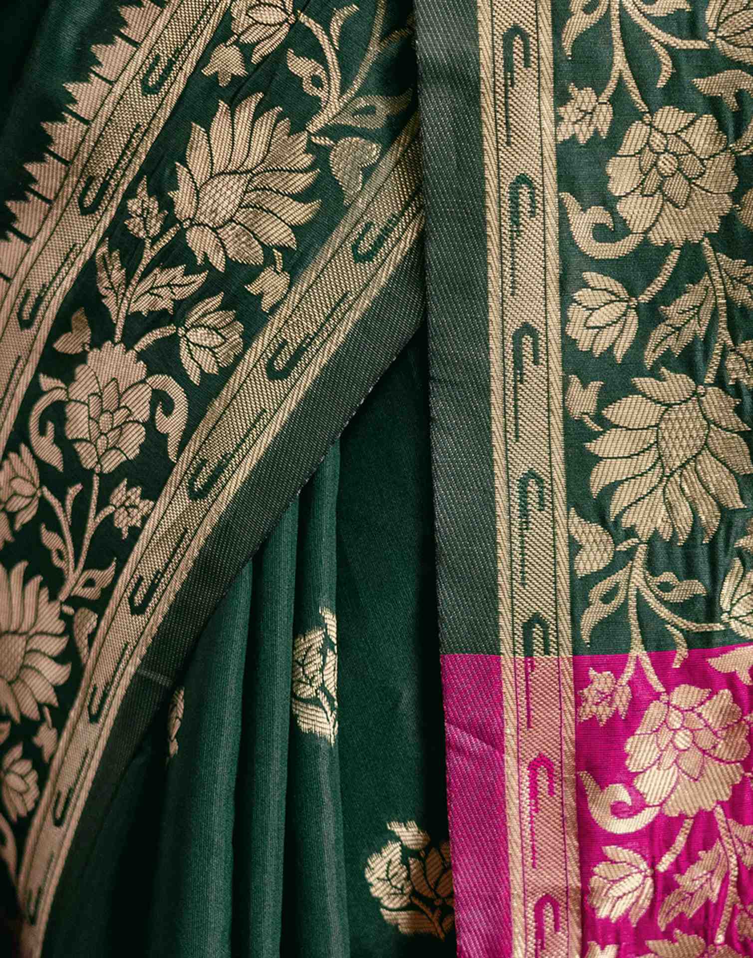 Dark Green Silk Woven Paithani Saree - Image 10