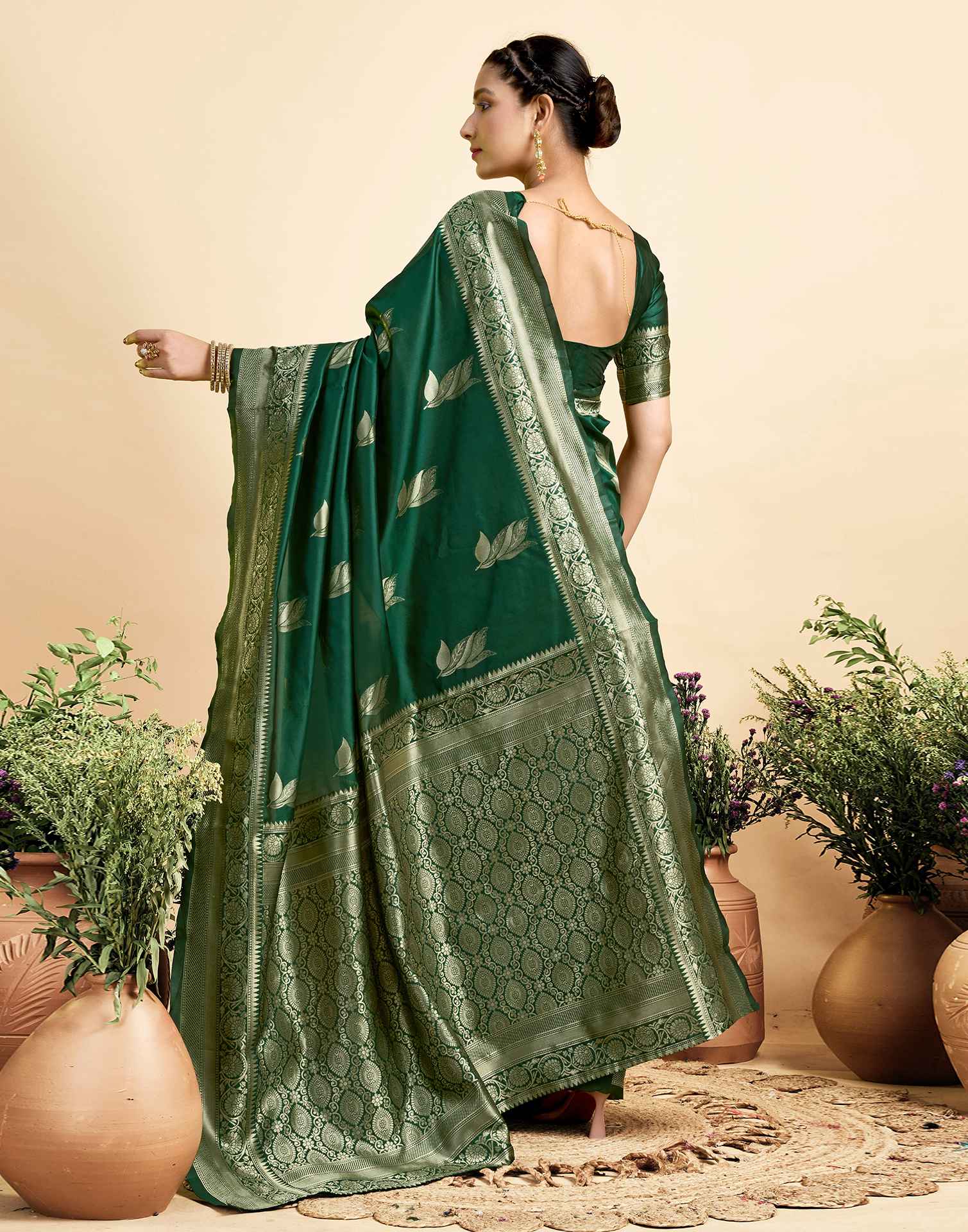 Dark Green Silk Woven Banarasi Saree - Image 6