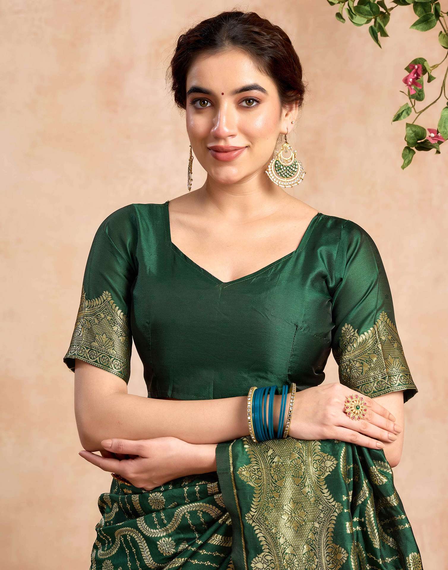 Dark Green Silk Woven Banarasi Saree - Image 7