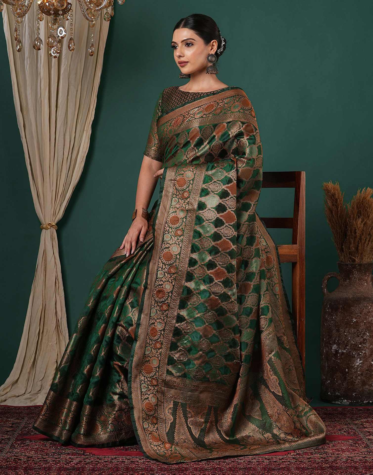 Dark Green Silk Woven Saree - Image 5