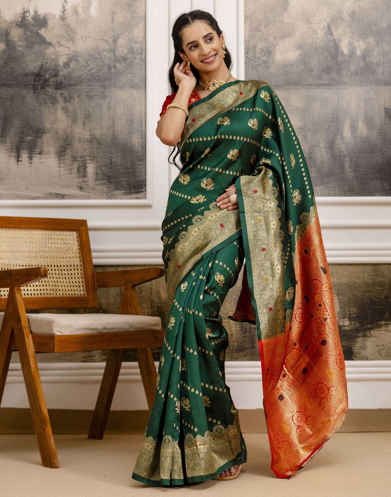 Dark Green Silk Woven Banarasi Saree - Image 6