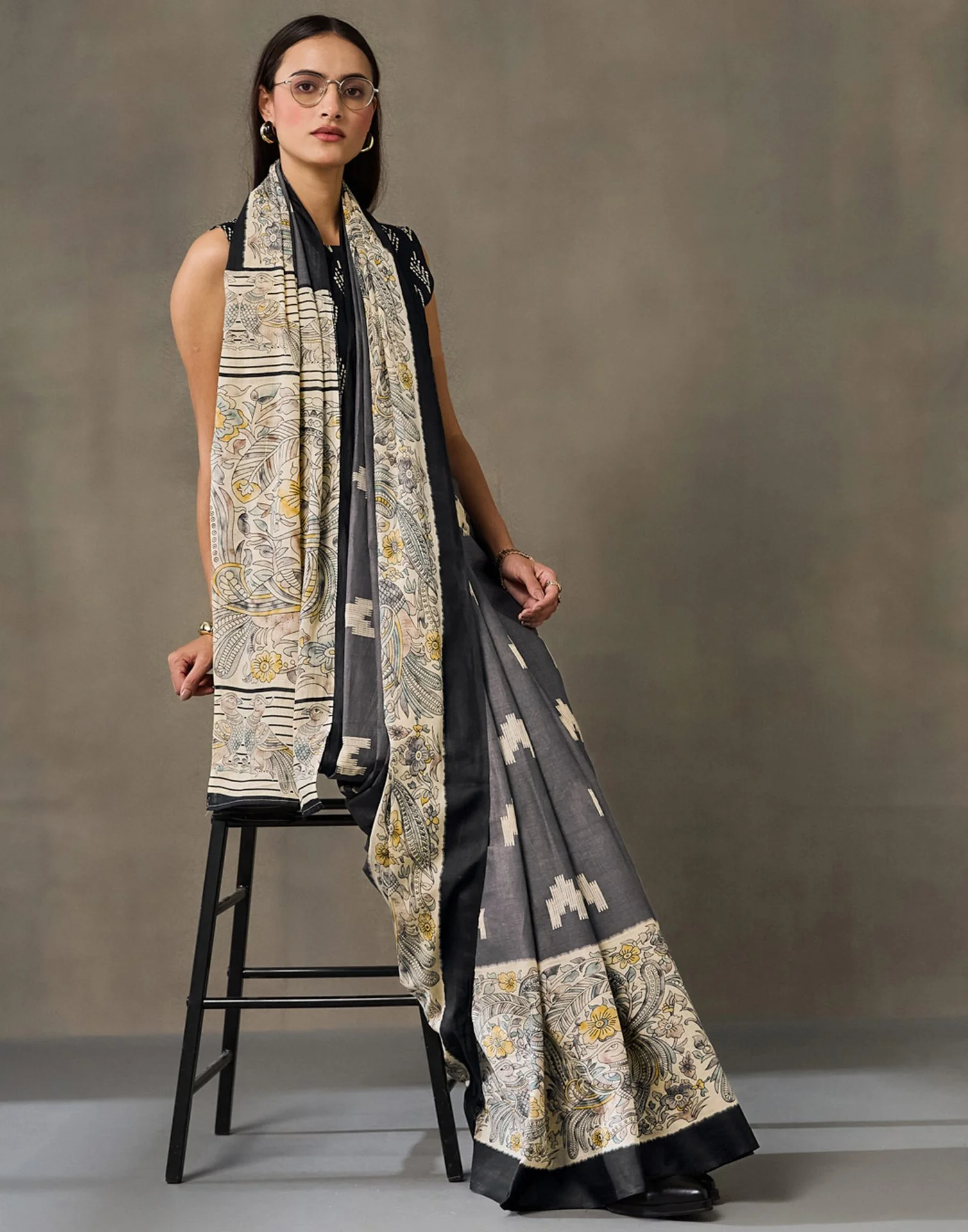 Dark Grey Cotton Printed Kalamkari Saree - Image 7