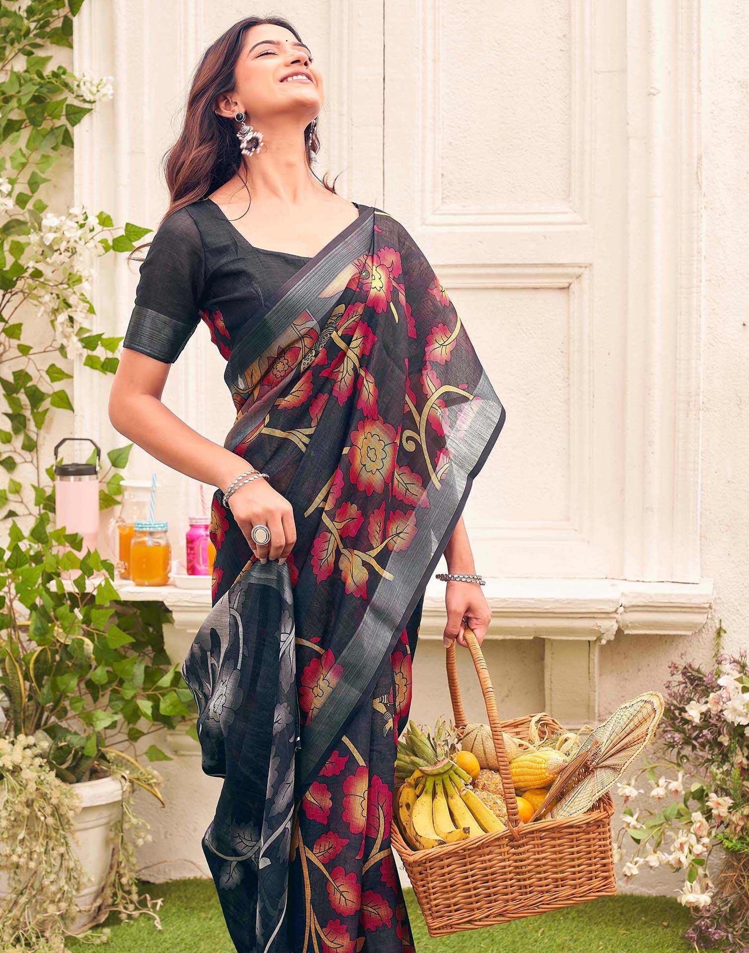 Dark Grey Linen Floral Printed SareeĀ - Image 2