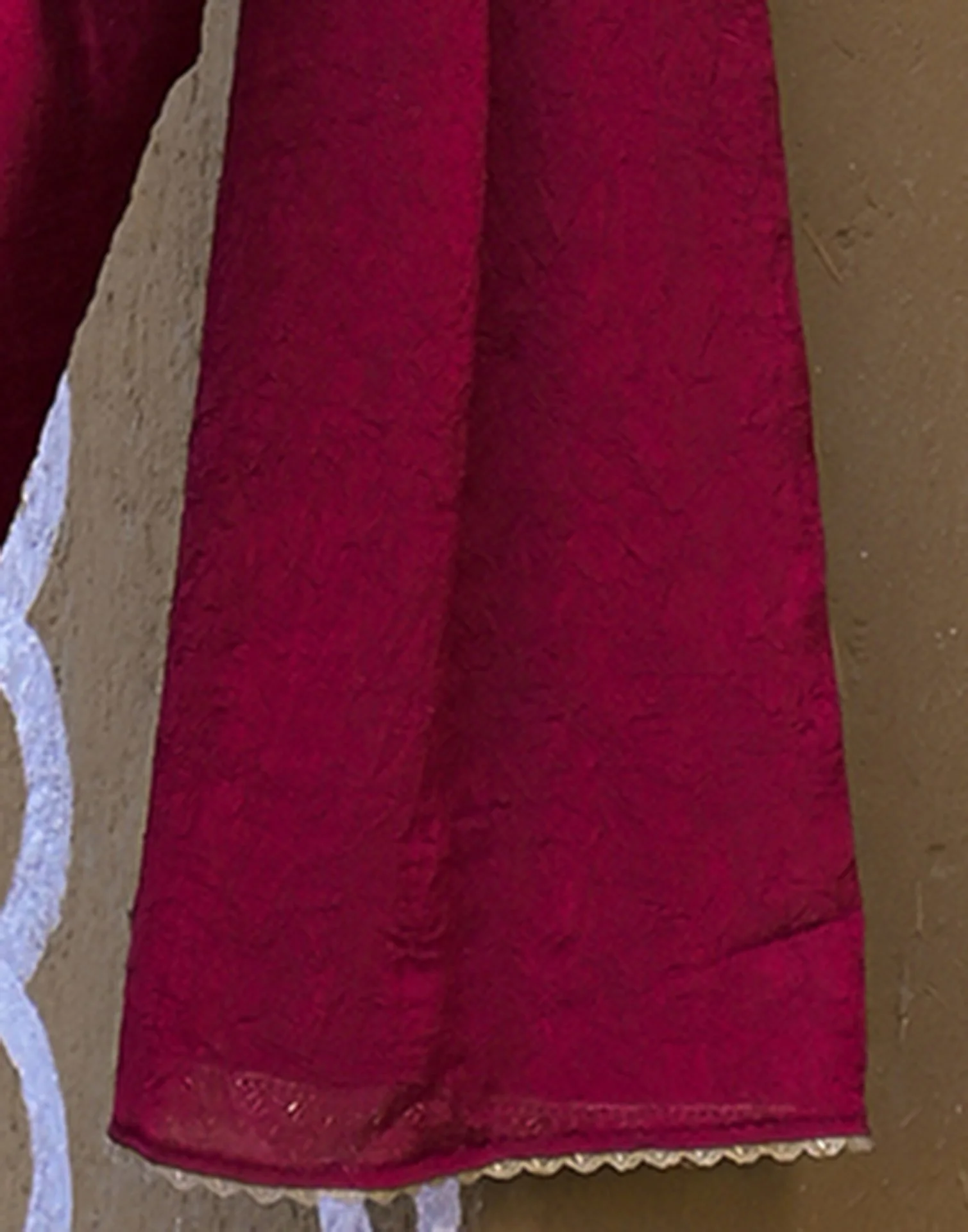 Dark Magenta Crush Silk Lace Saree - Image 11