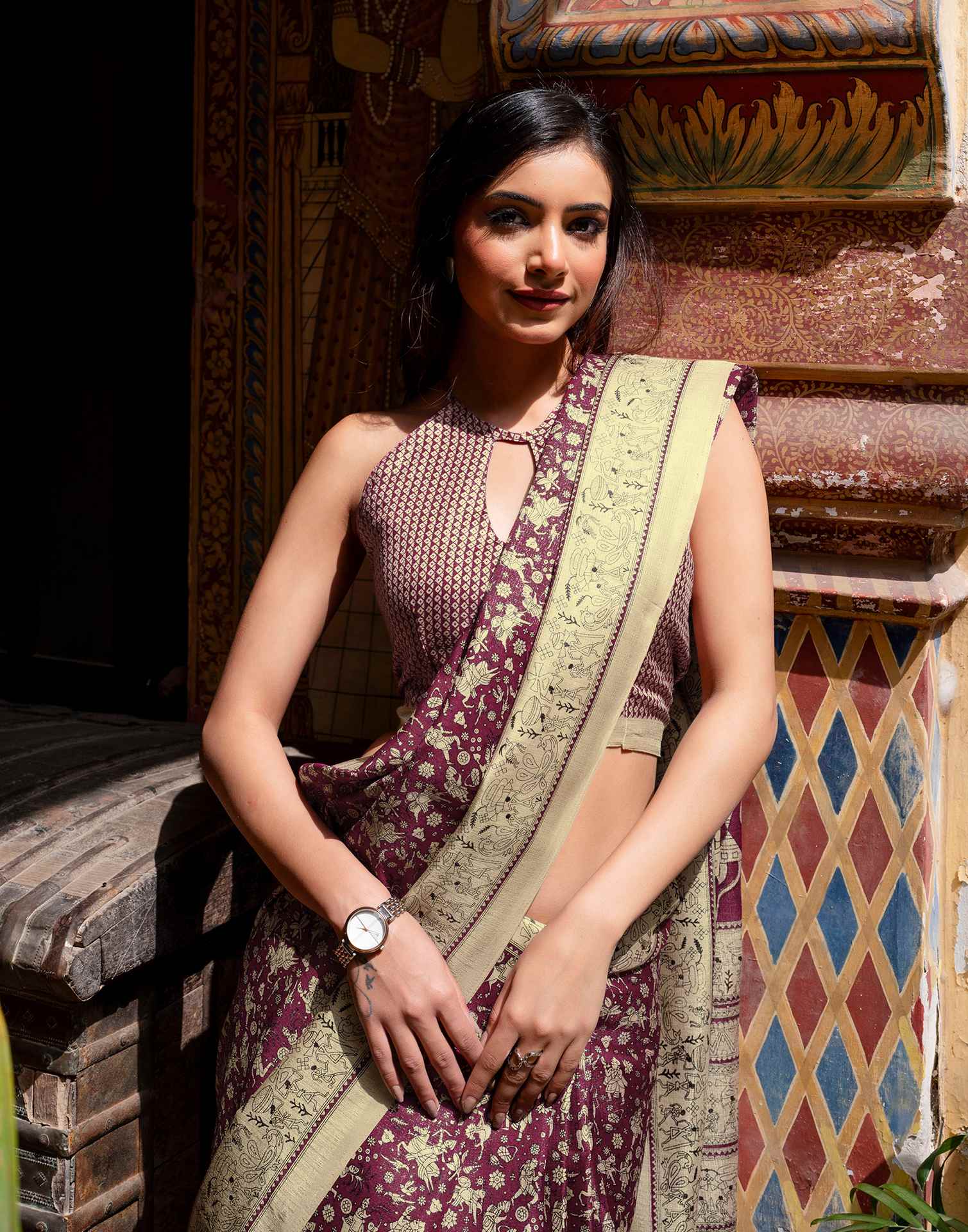 Dark Magenta Khadi Warli Printed Saree - Image 4