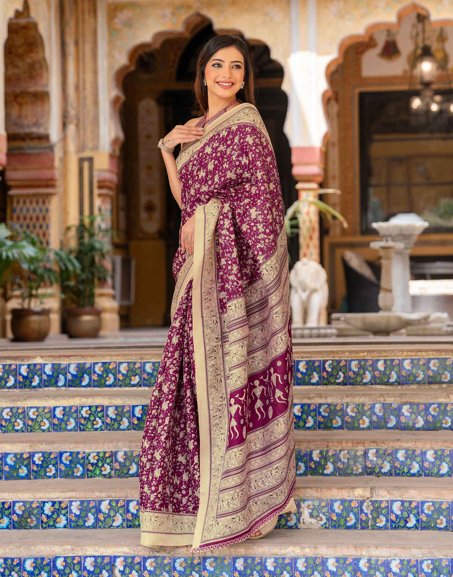 Dark Magenta Khadi Warli Printed Saree - Image 5
