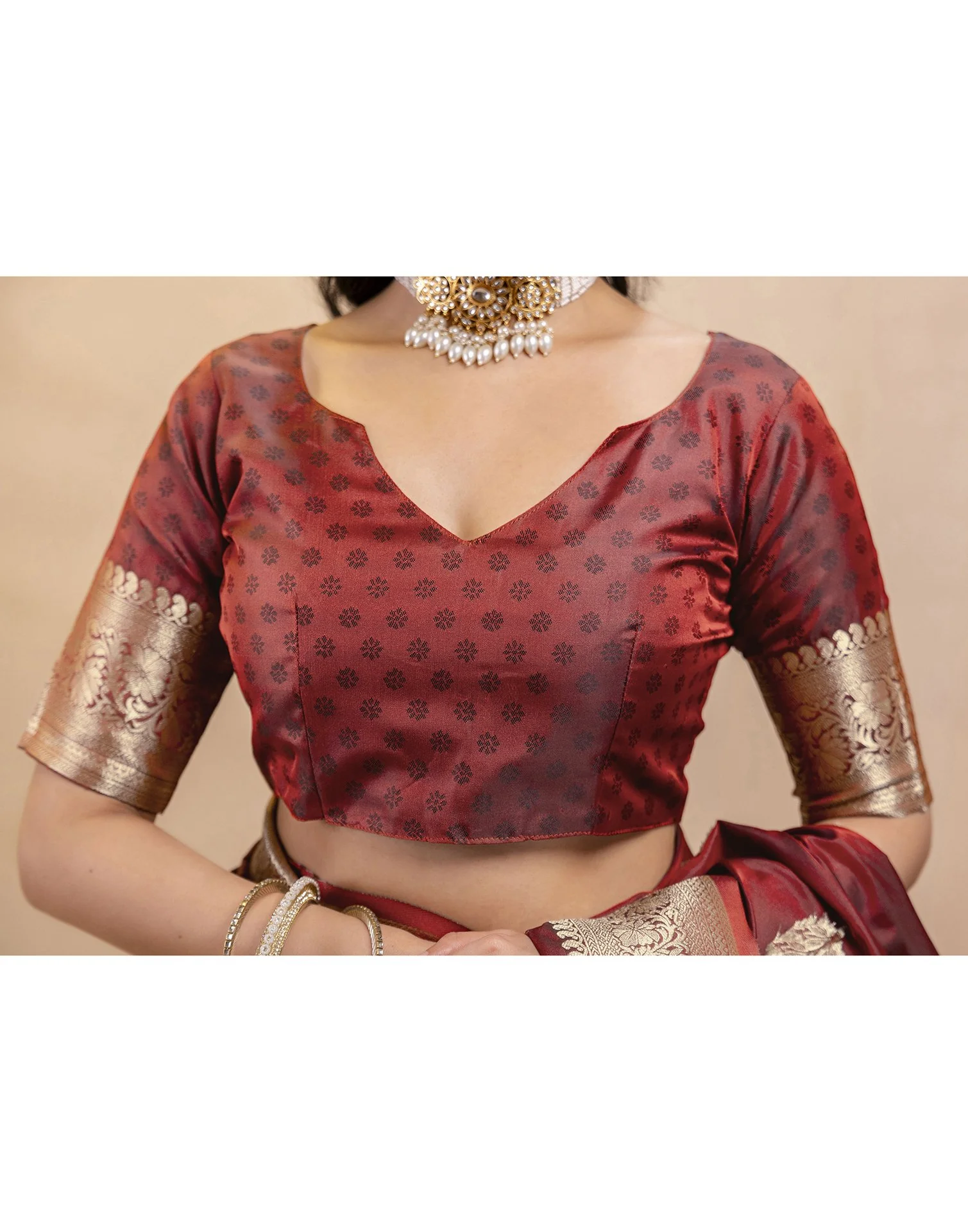 Dark Maroon Silk Woven Banarasi Saree - Image 13