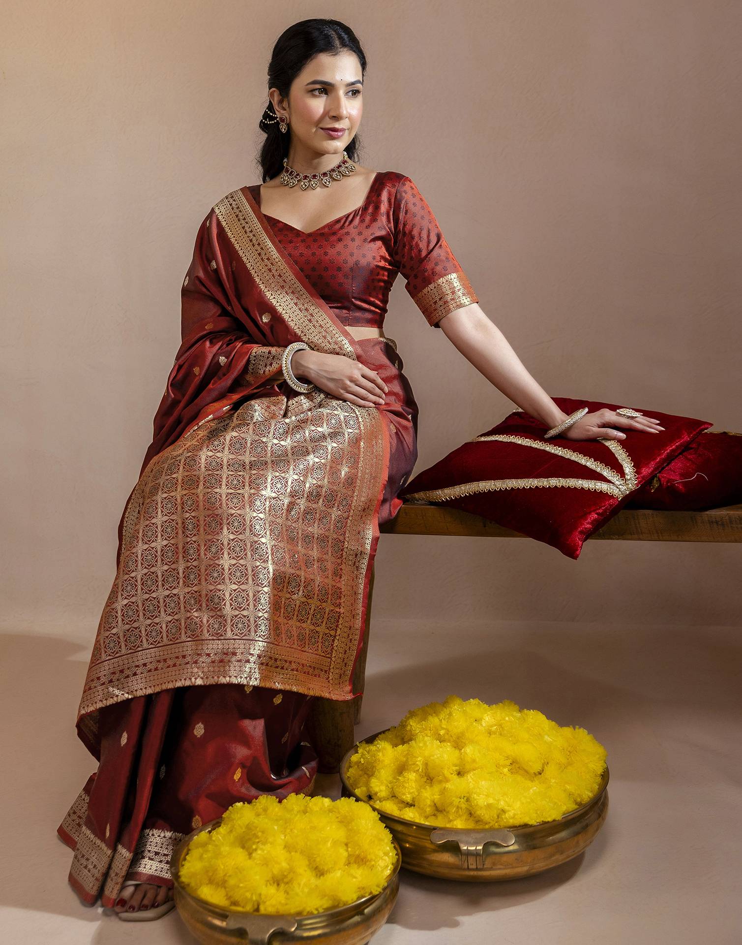 Dark Maroon Silk Woven Banarasi Saree - Image 10