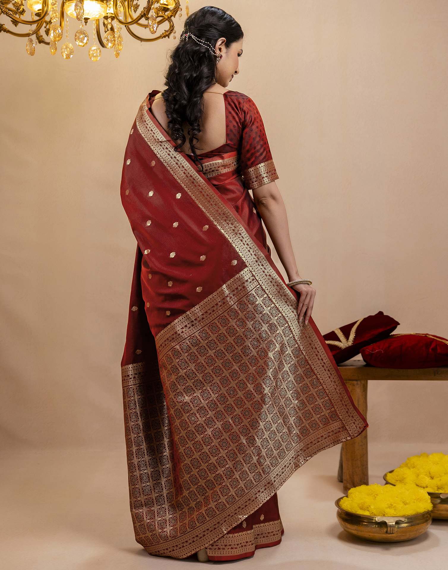 Dark Maroon Silk Woven Banarasi Saree - Image 7