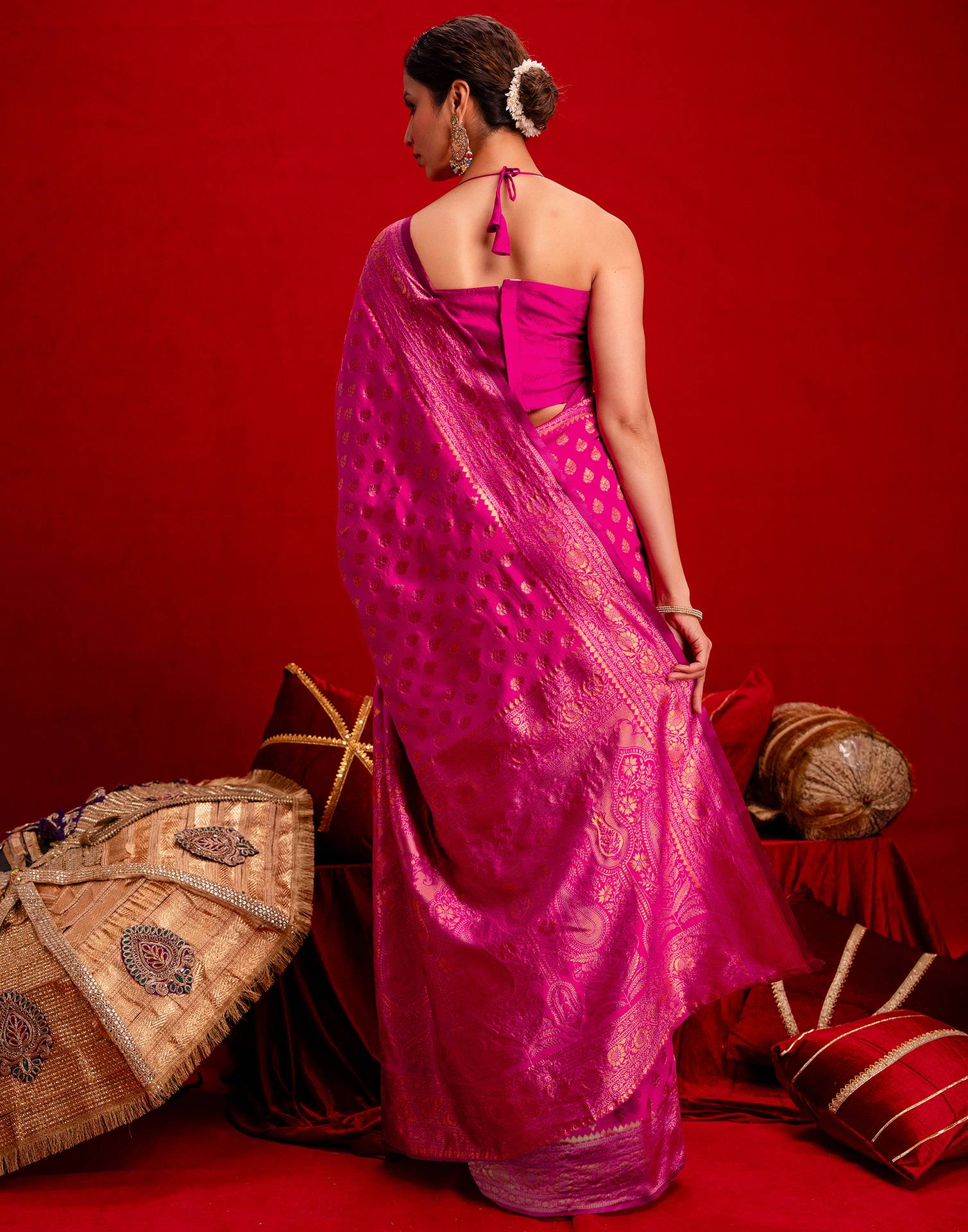 Dark Pink Silk Woven Banarasi Saree - Image 7