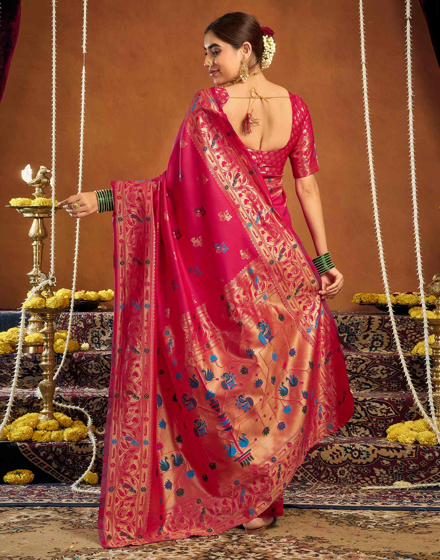 Dark Pink Silk Woven Paithani Saree - Image 6