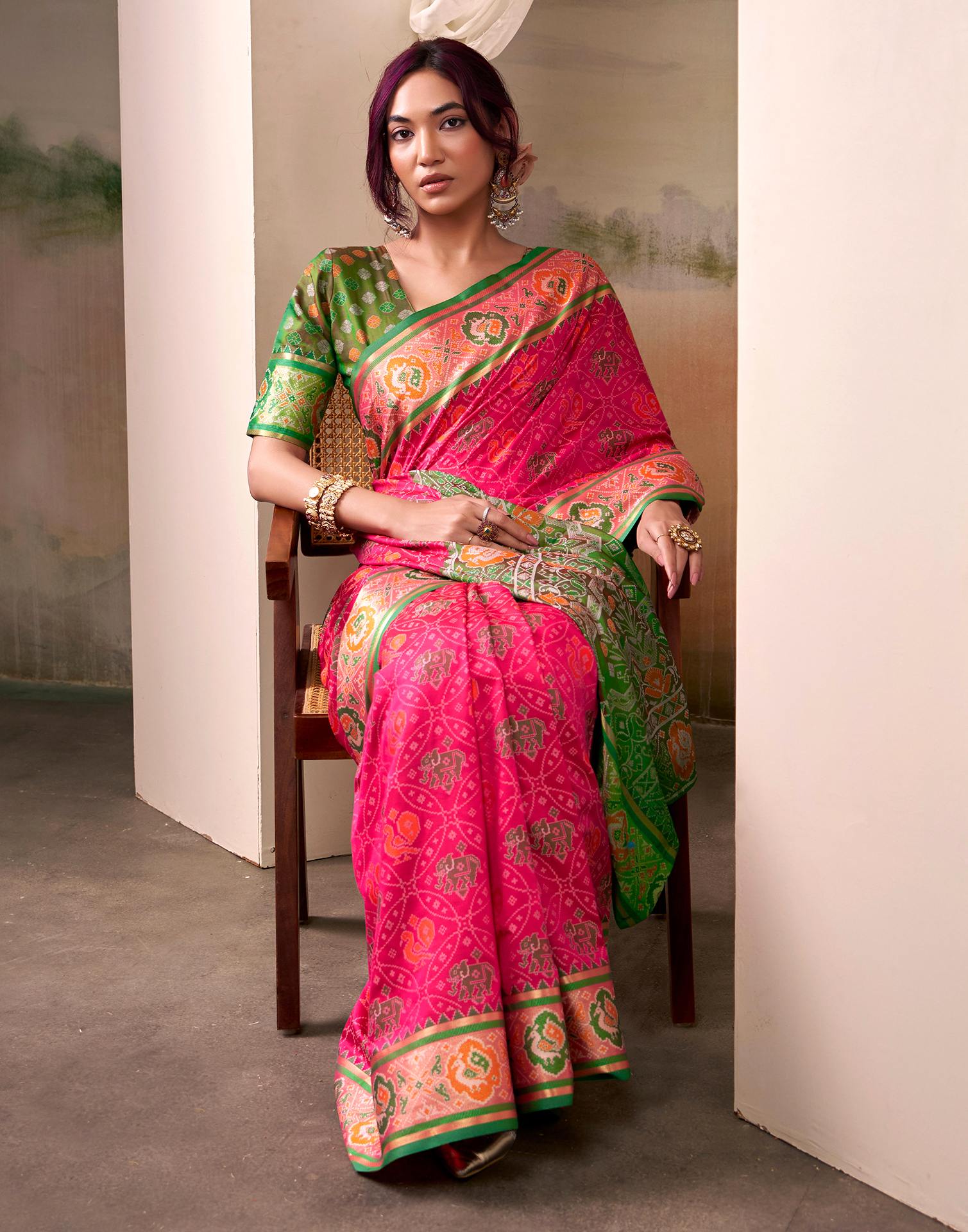 Dark Pink Silk Woven Patola Saree - Image 5