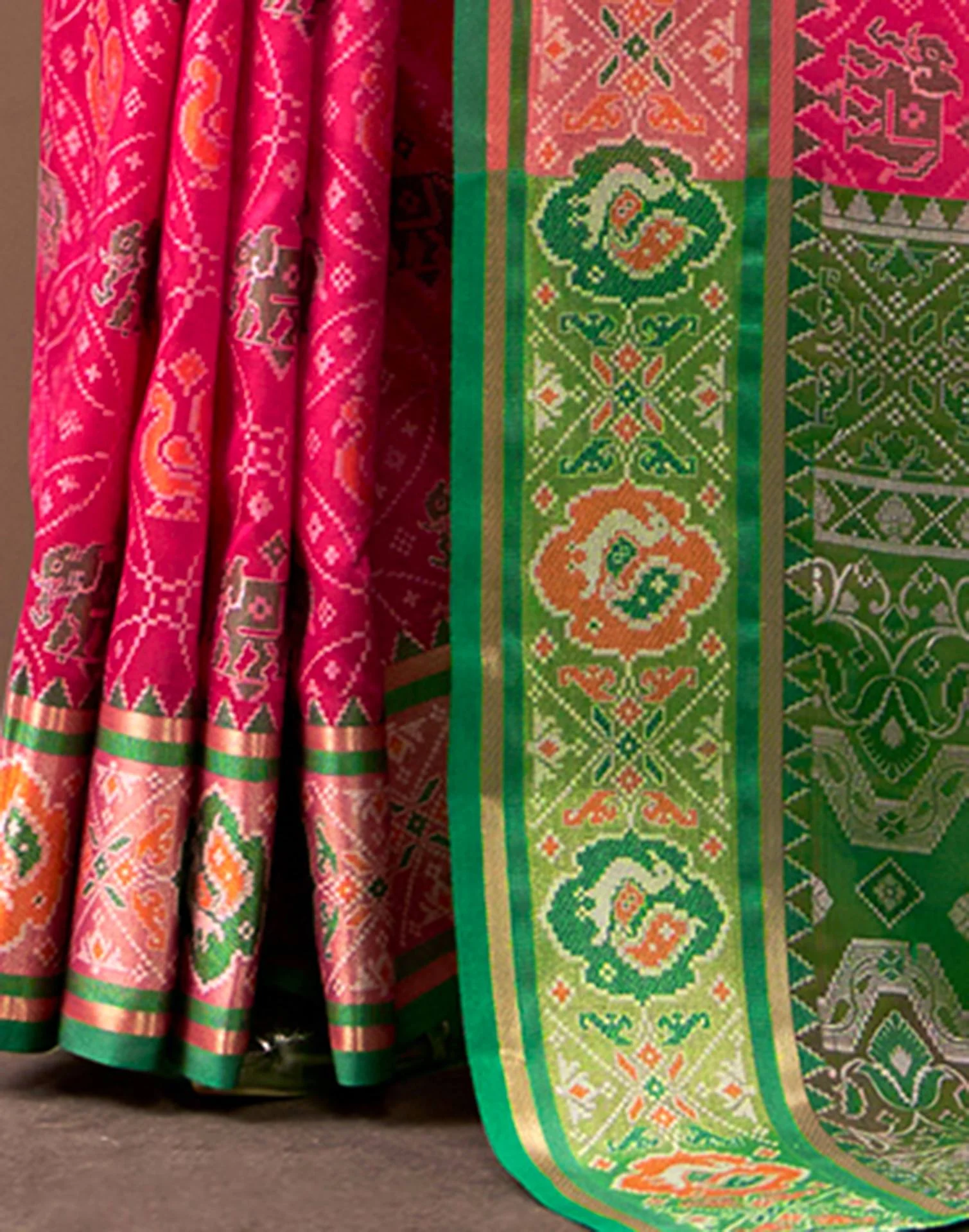 Dark Pink Silk Woven Patola Saree - Image 6