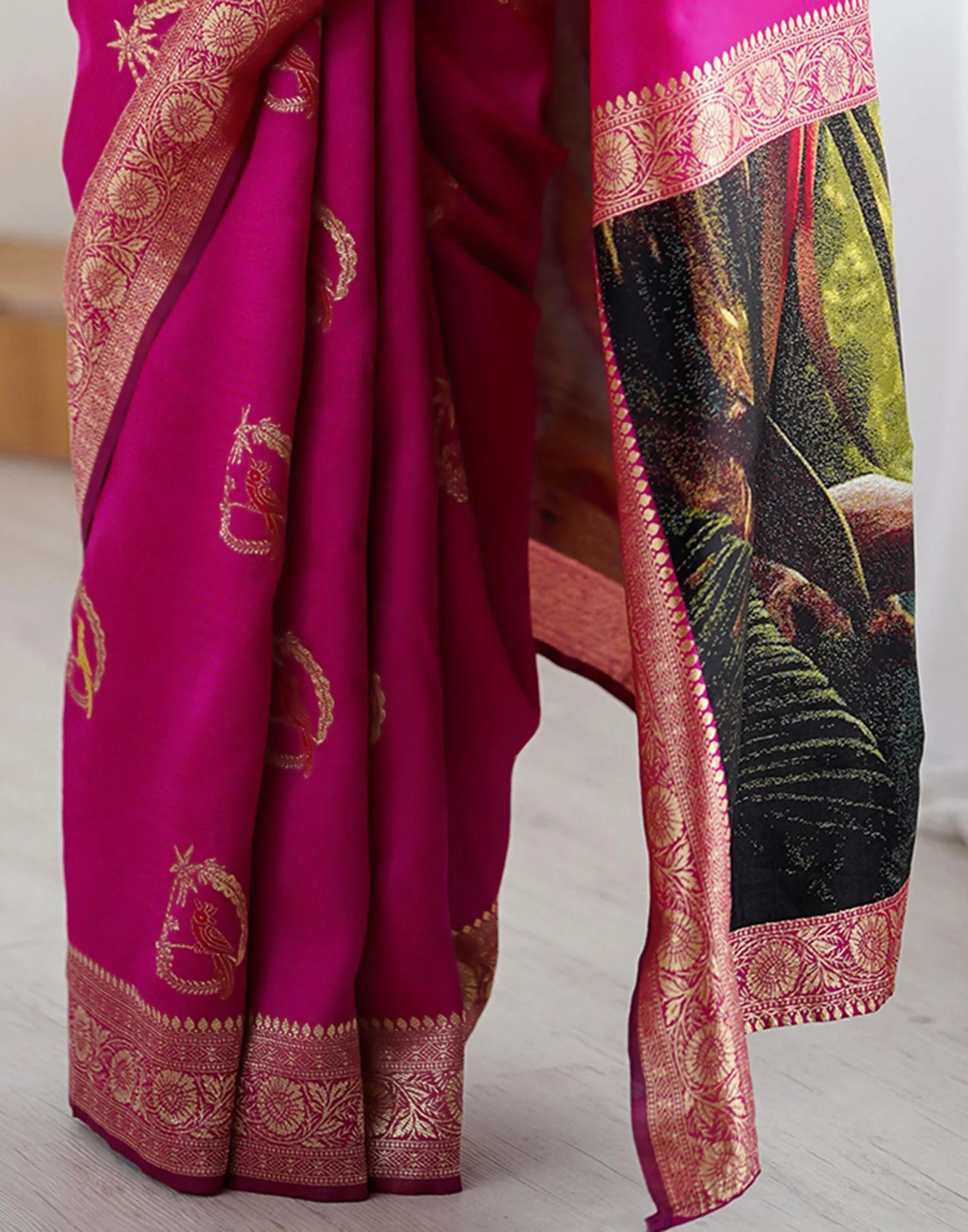 Dark Pink Silk Woven Saree - Image 10