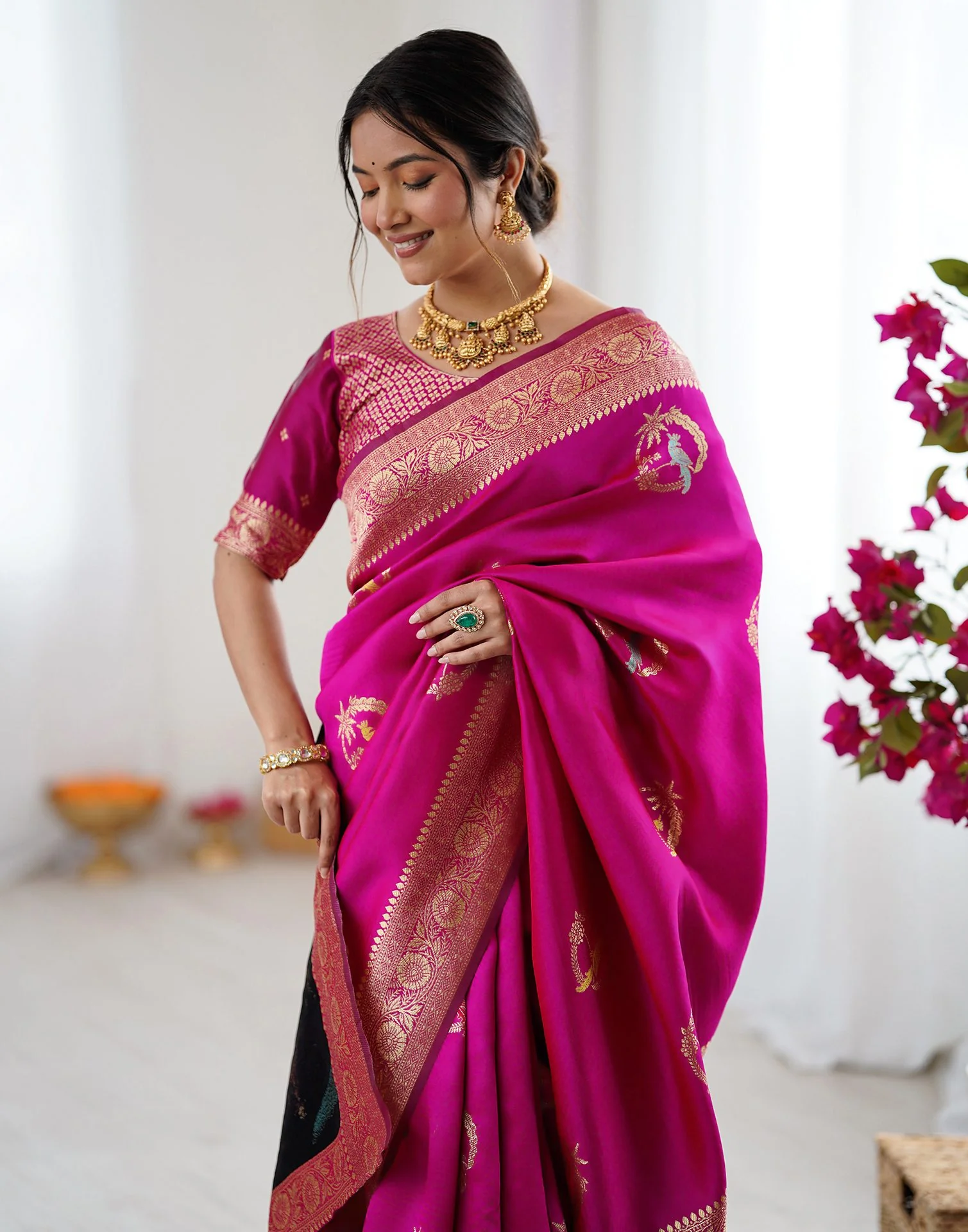 Dark Pink Silk Woven Saree - Image 4