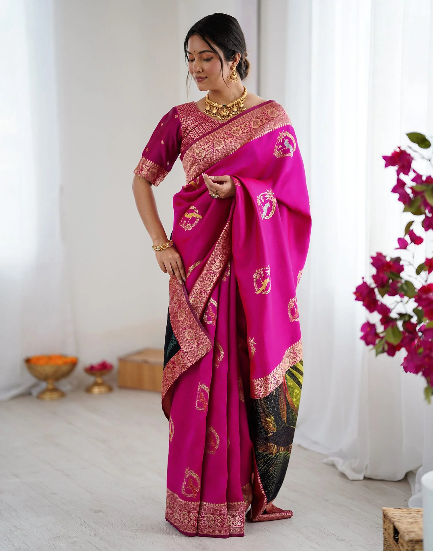 Dark Pink Silk Woven Saree - Image 9
