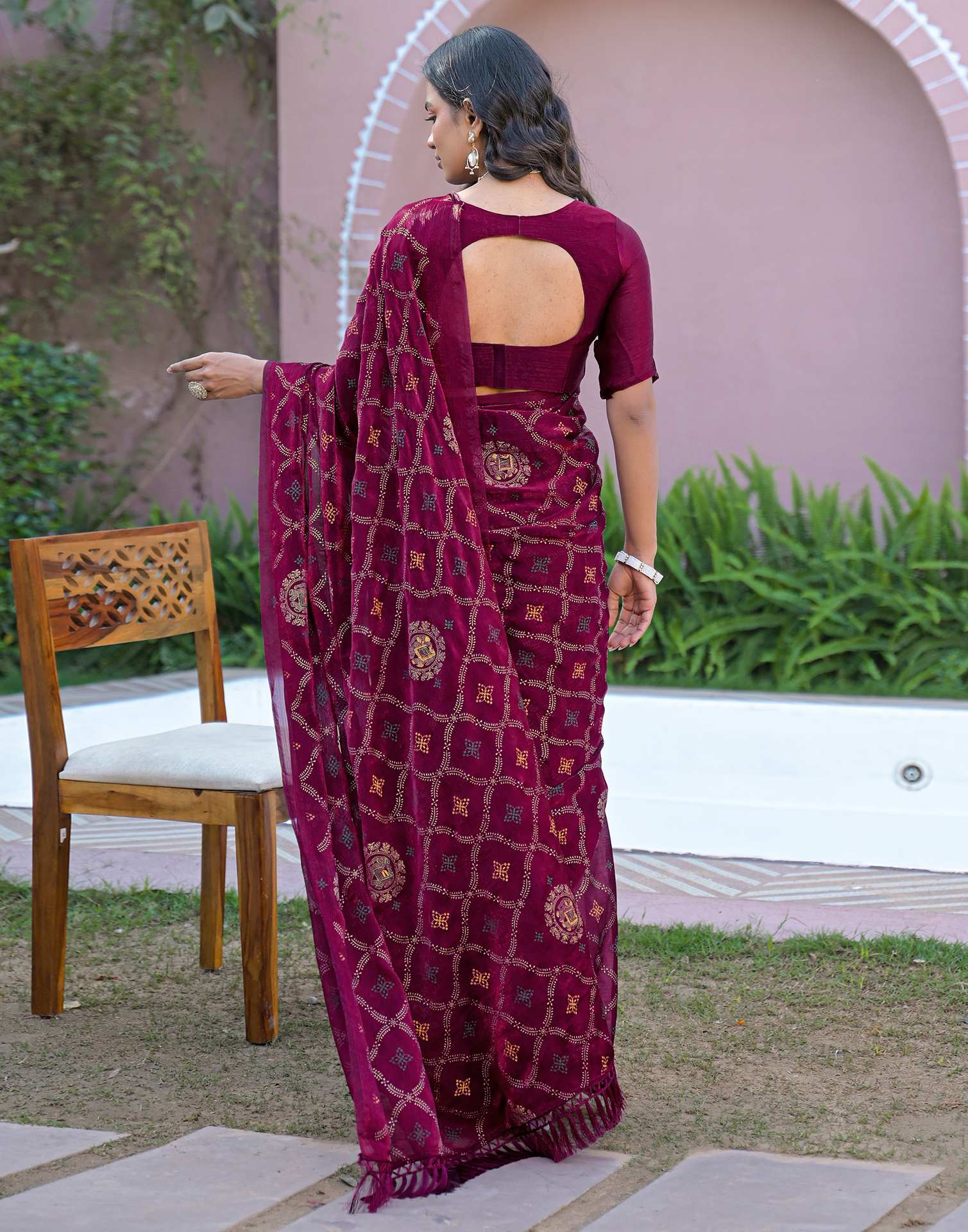Dark Purple Chiffon Foil Printed Saree - Image 6