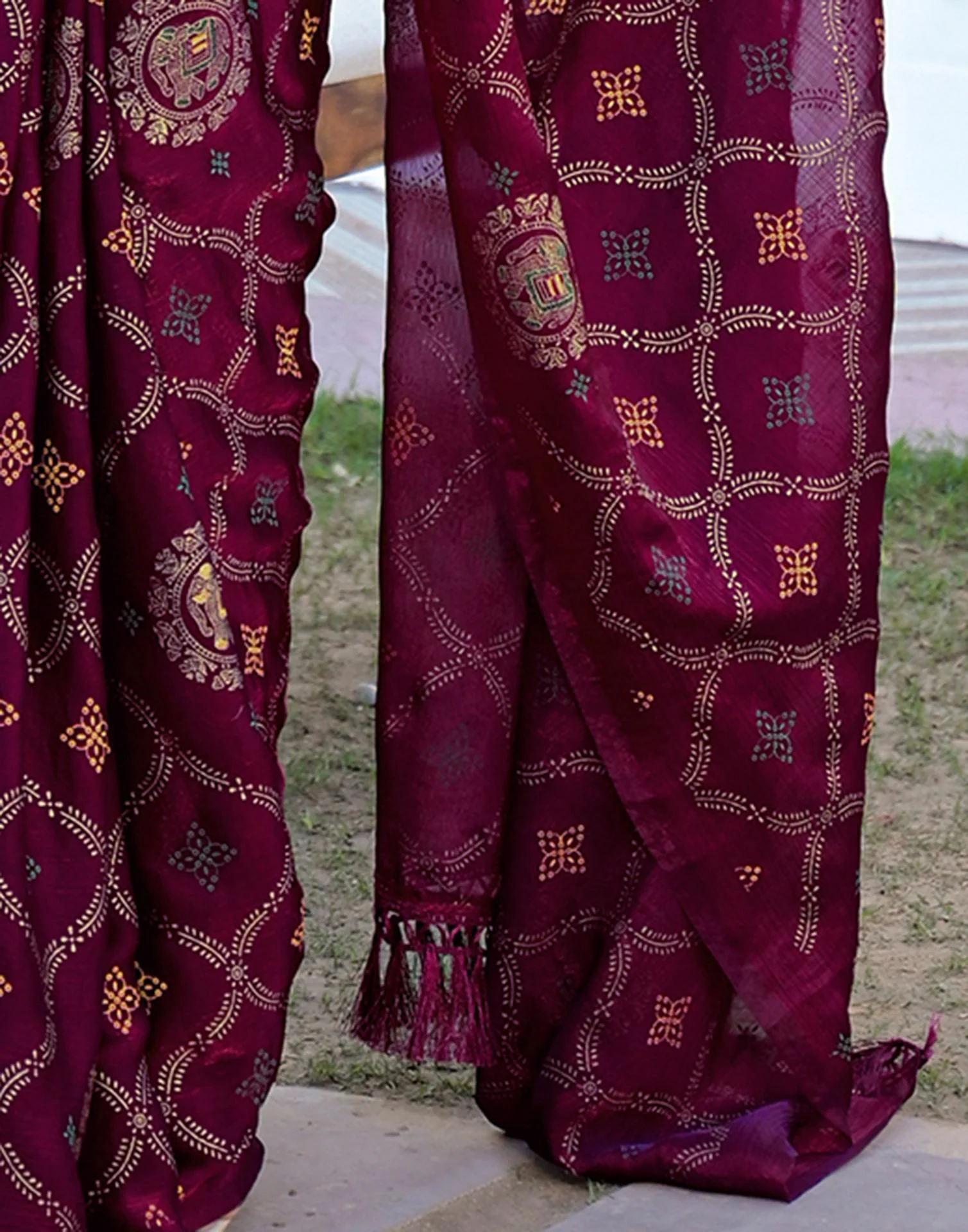 Dark Purple Chiffon Foil Printed Saree - Image 9
